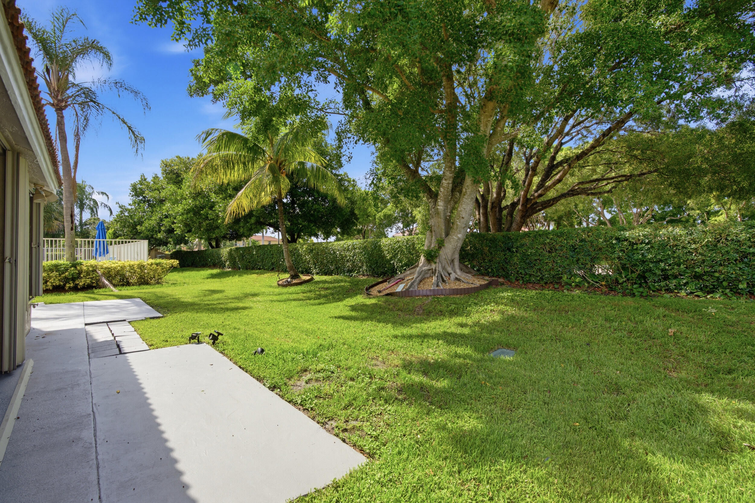 SILVER LAKES AT PEMBROKE PINES - Residential
