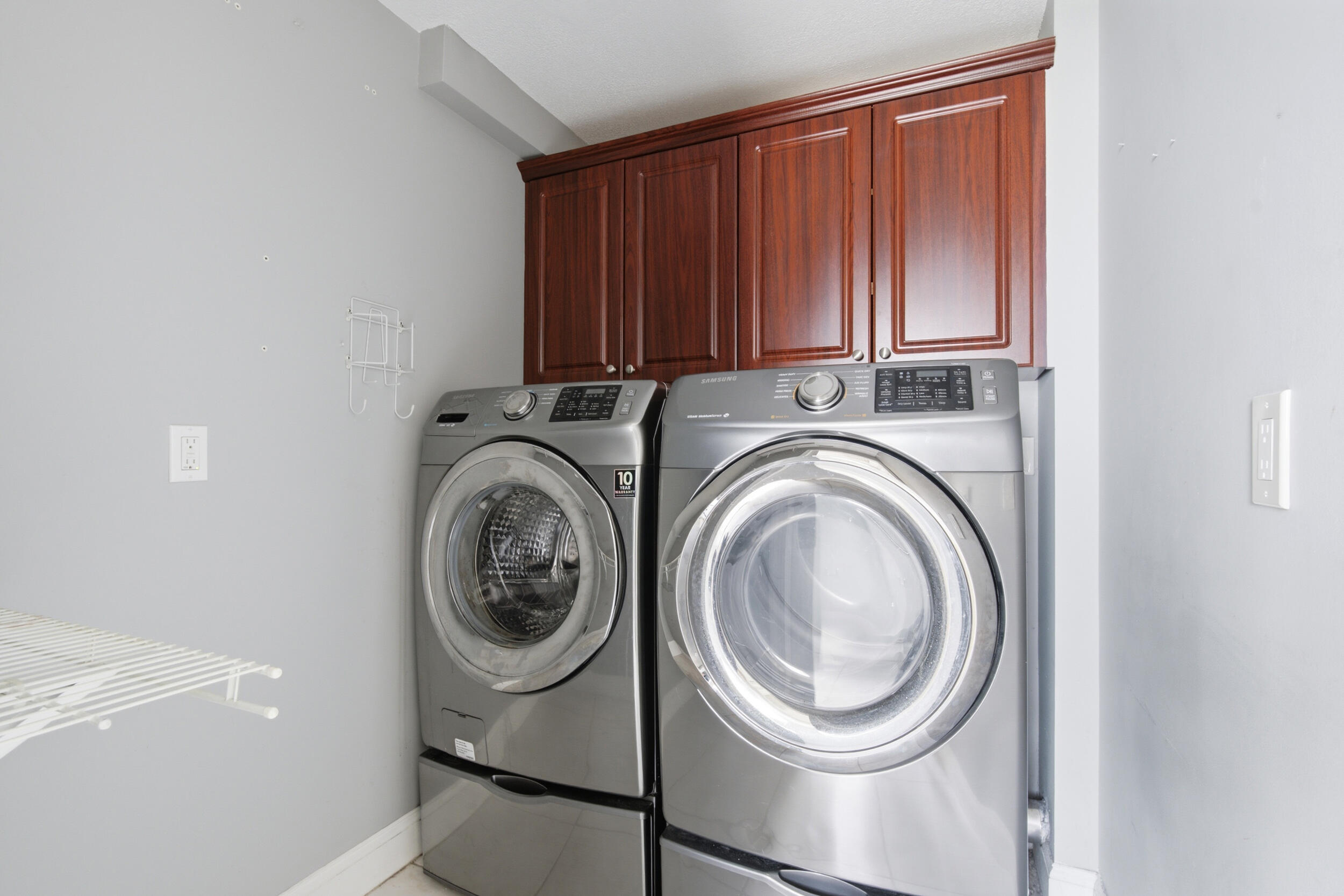 SILVER LAKES AT PEMBROKE PINES - Residential