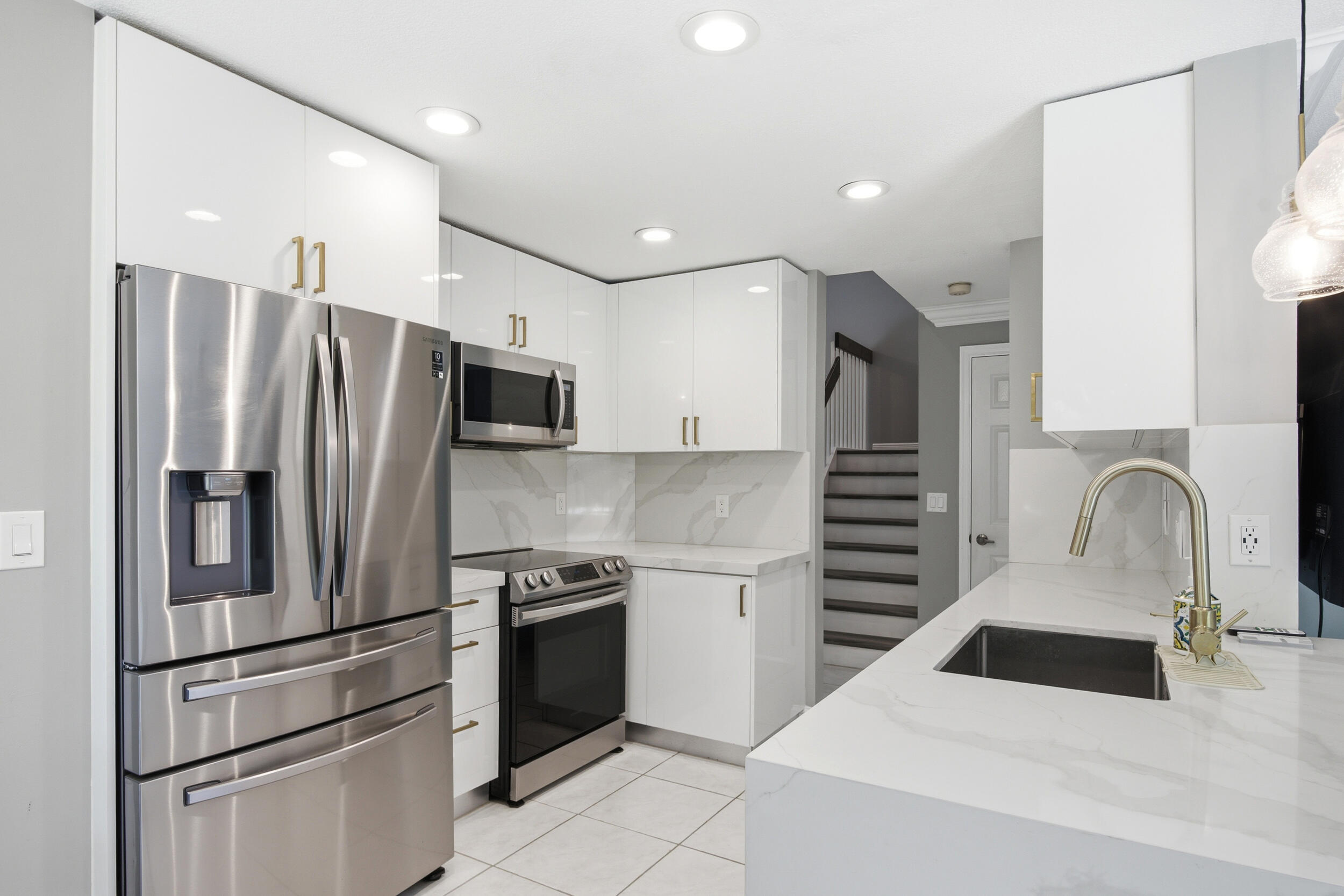 SILVER LAKES AT PEMBROKE PINES - Residential