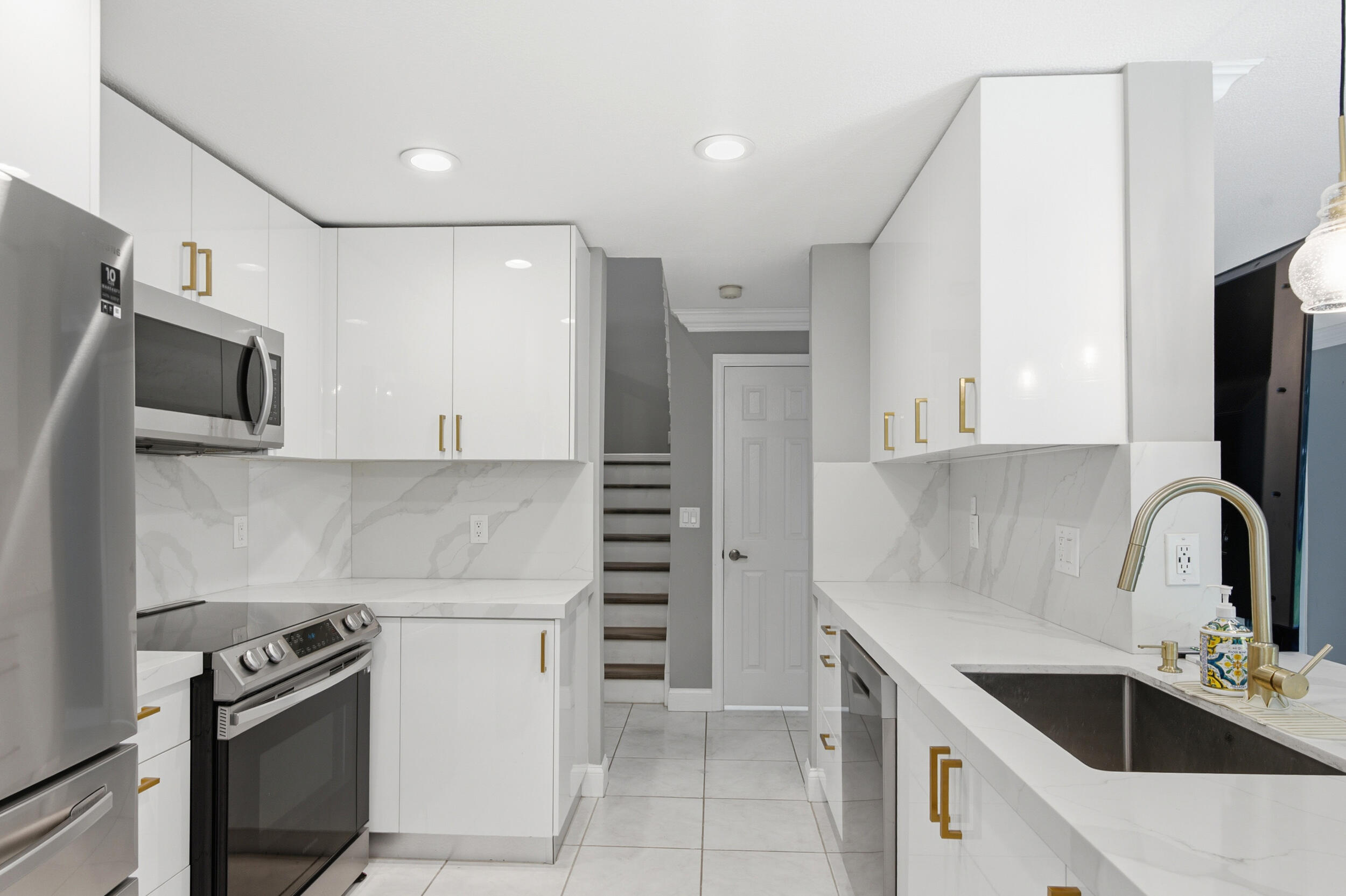 SILVER LAKES AT PEMBROKE PINES - Residential