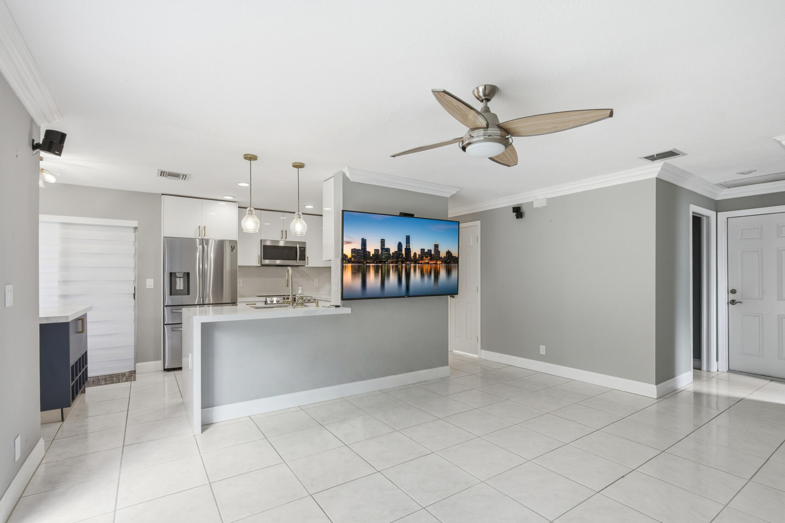 SILVER LAKES AT PEMBROKE PINES - Residential