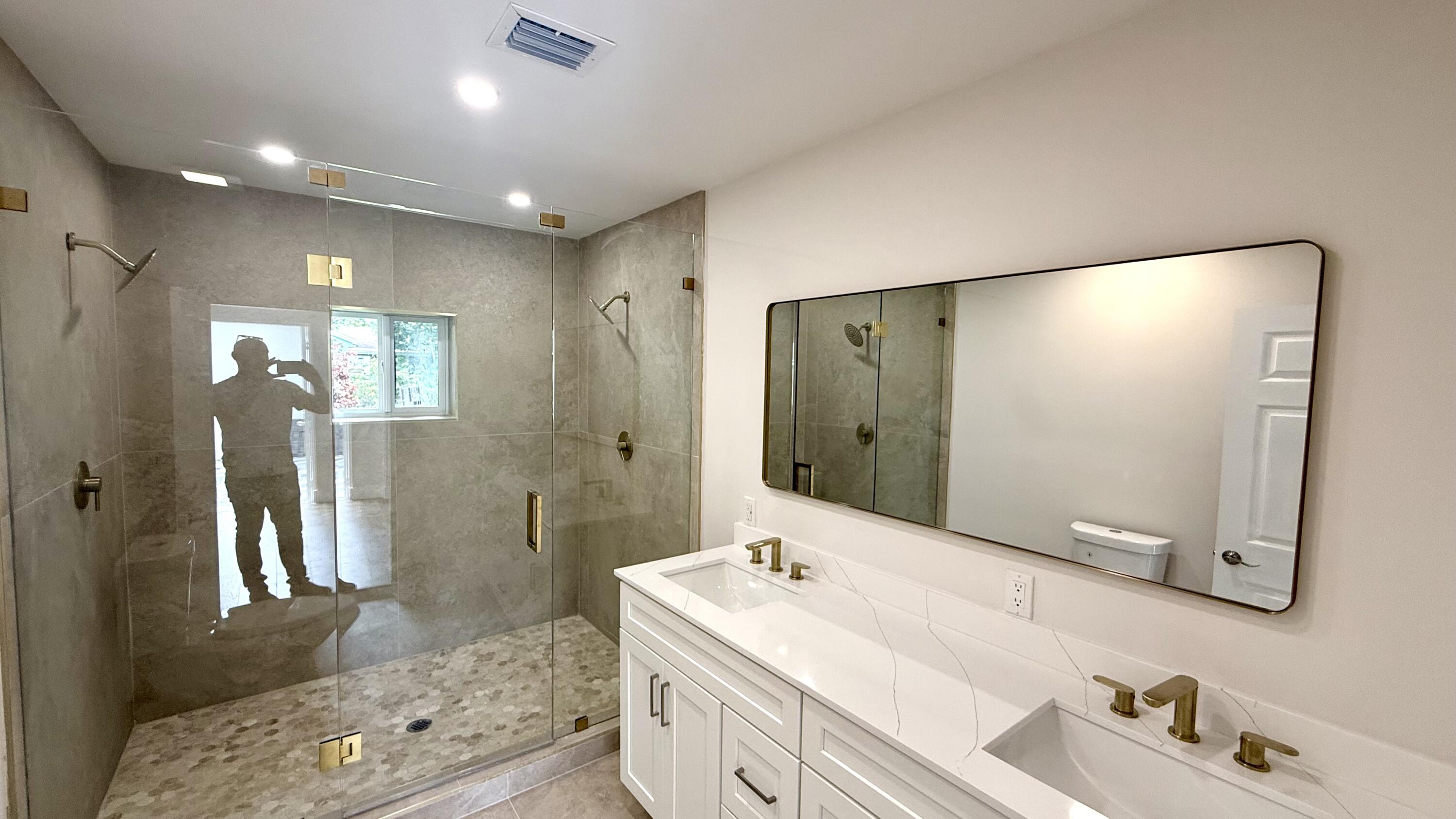 LAKE WORTH TOWN - Residential