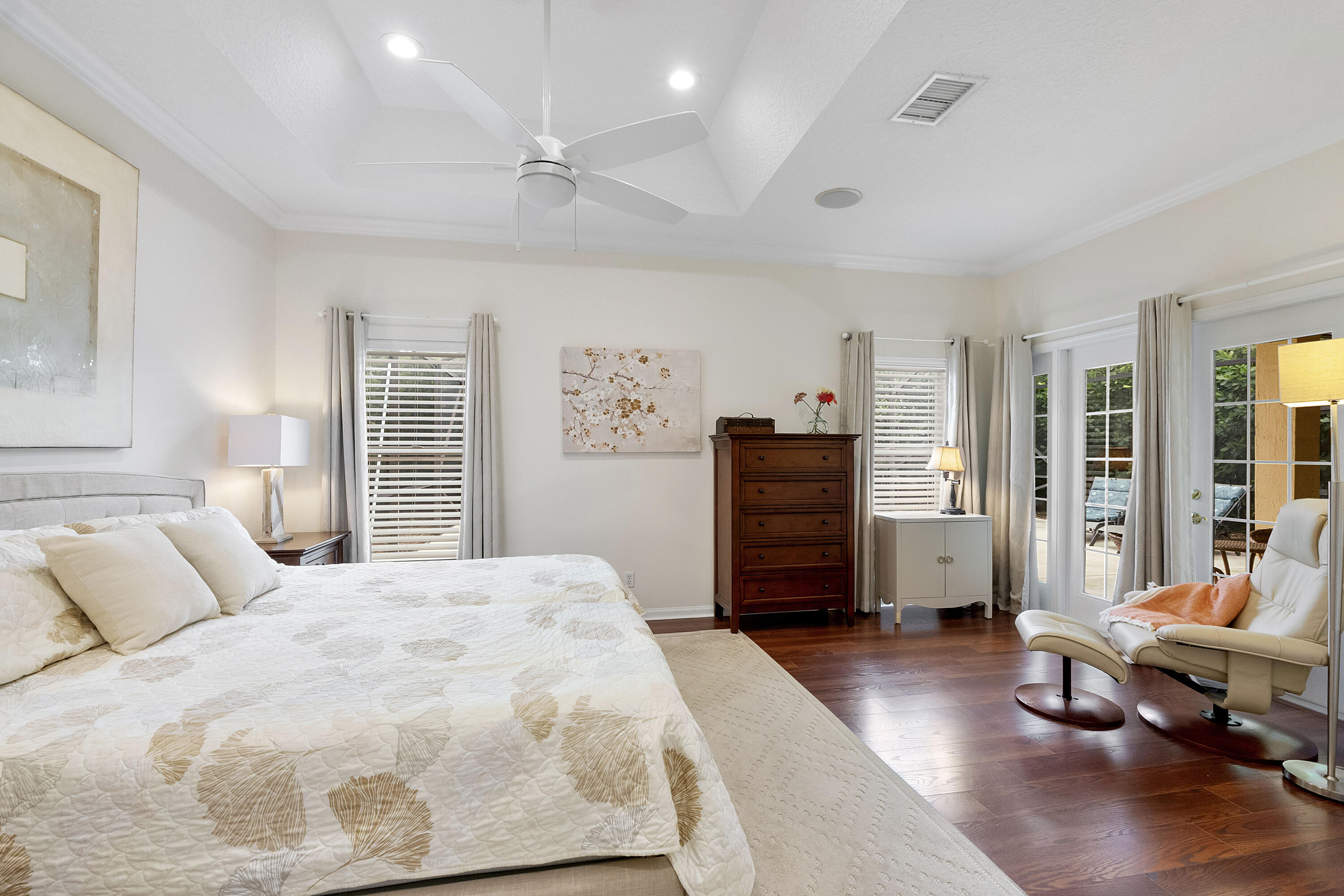 PARKLAND ISLES - Residential