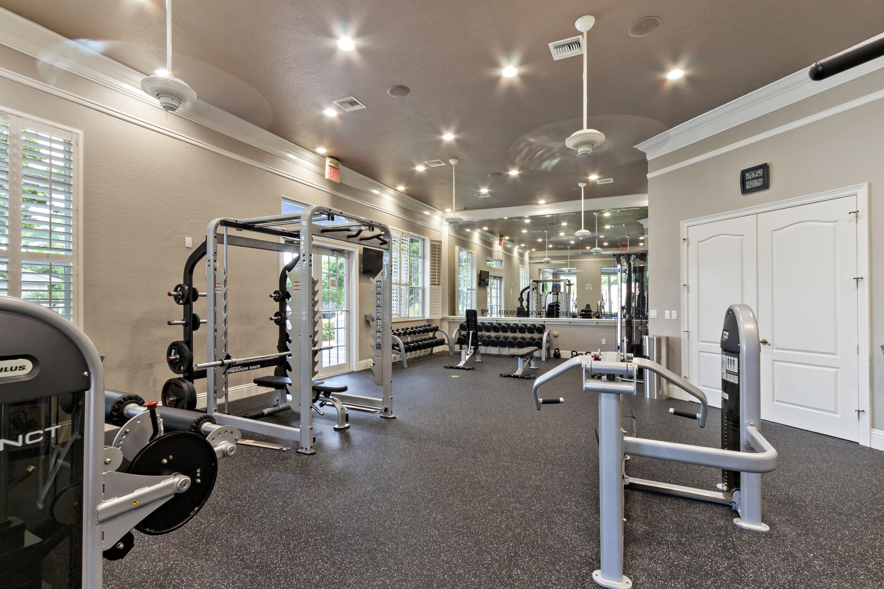 PARKLAND ISLES - Residential