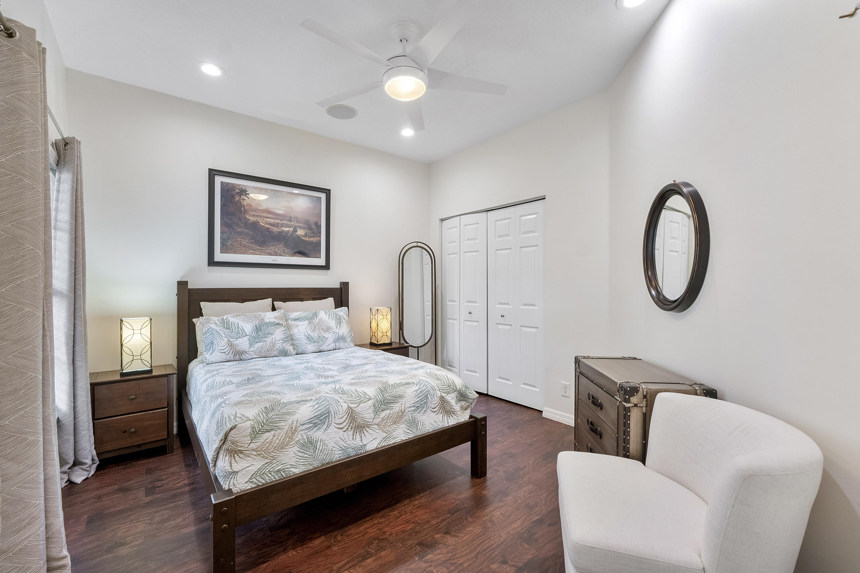 PARKLAND ISLES - Residential
