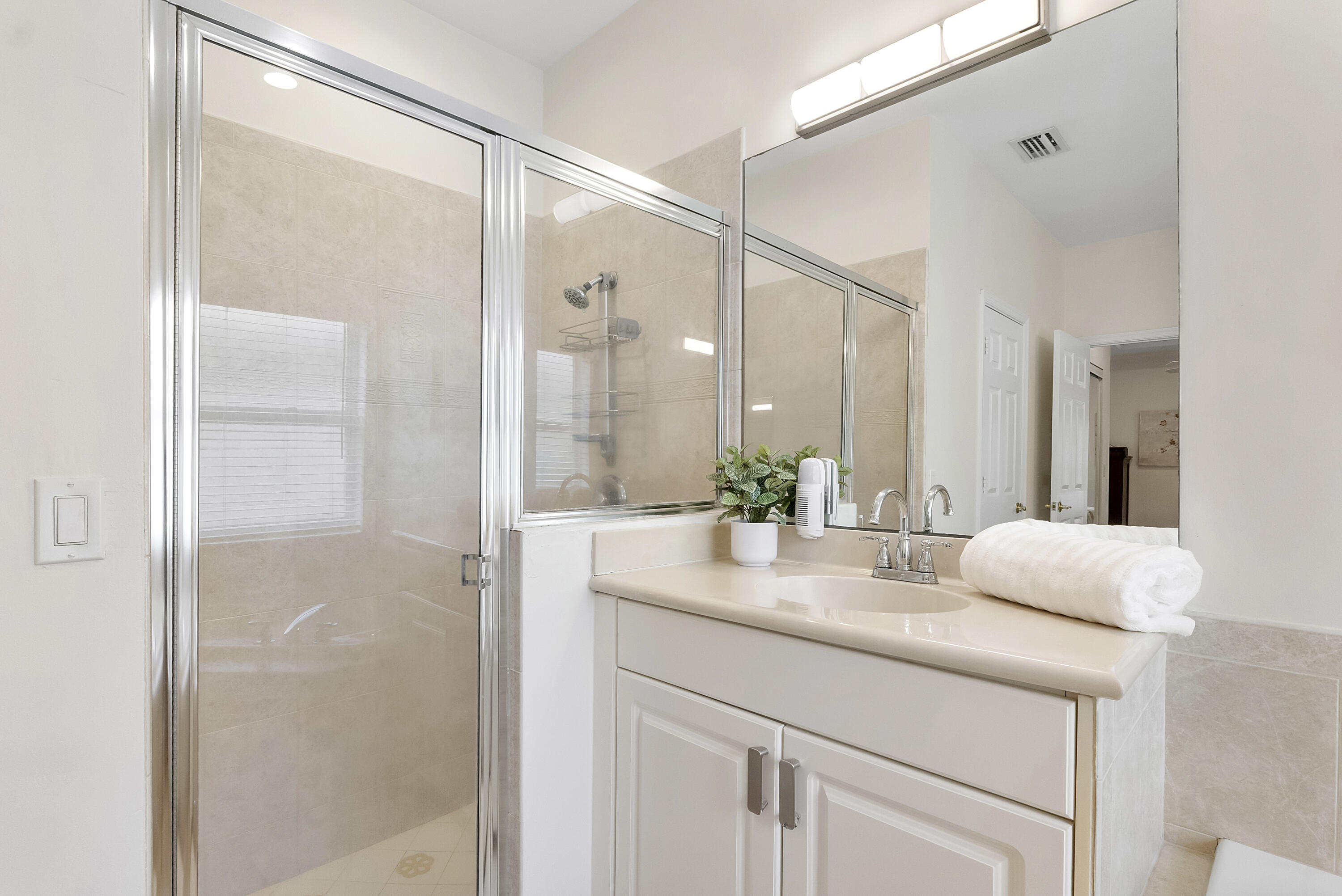 PARKLAND ISLES - Residential