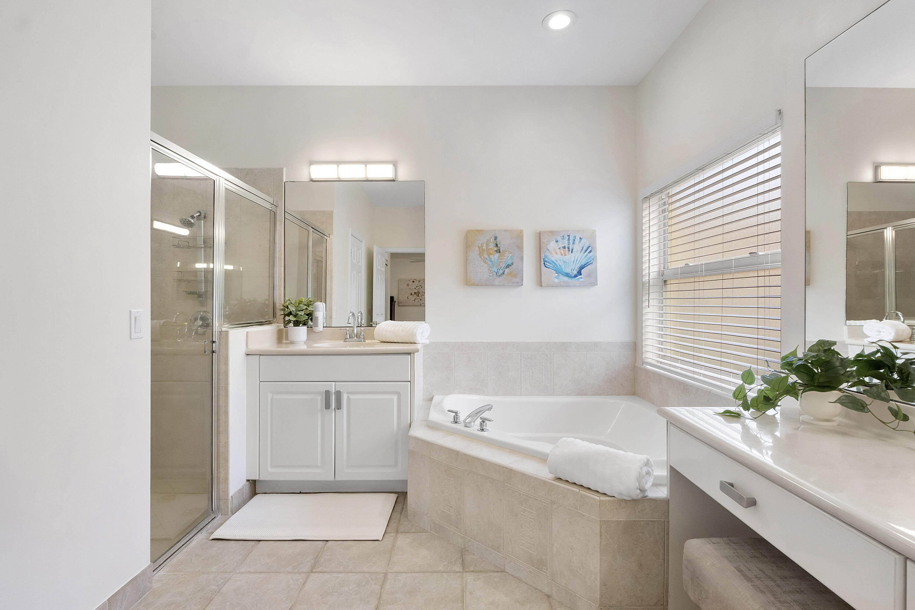 PARKLAND ISLES - Residential