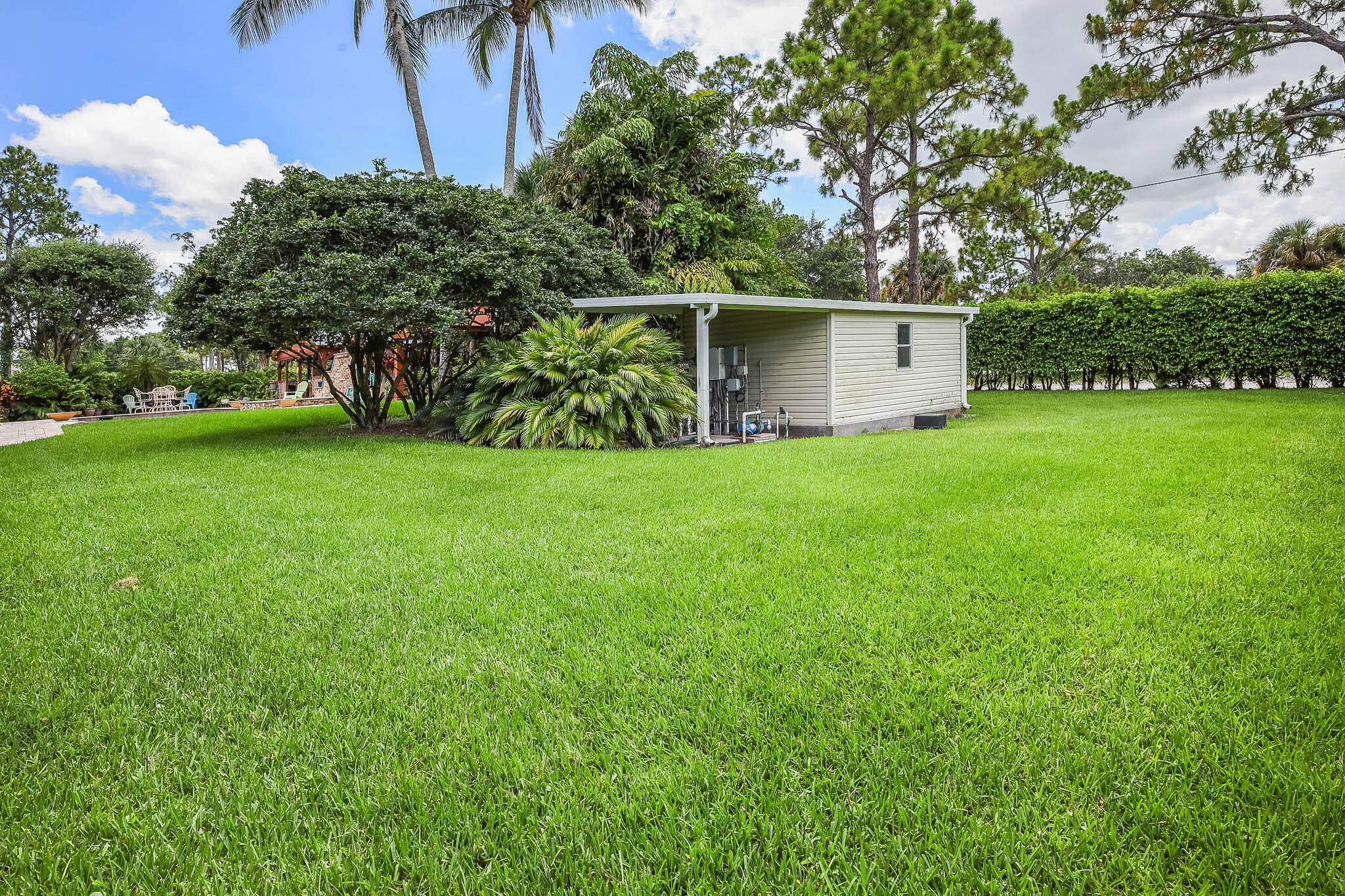 PALM BEACH RANCHETTES - Residential