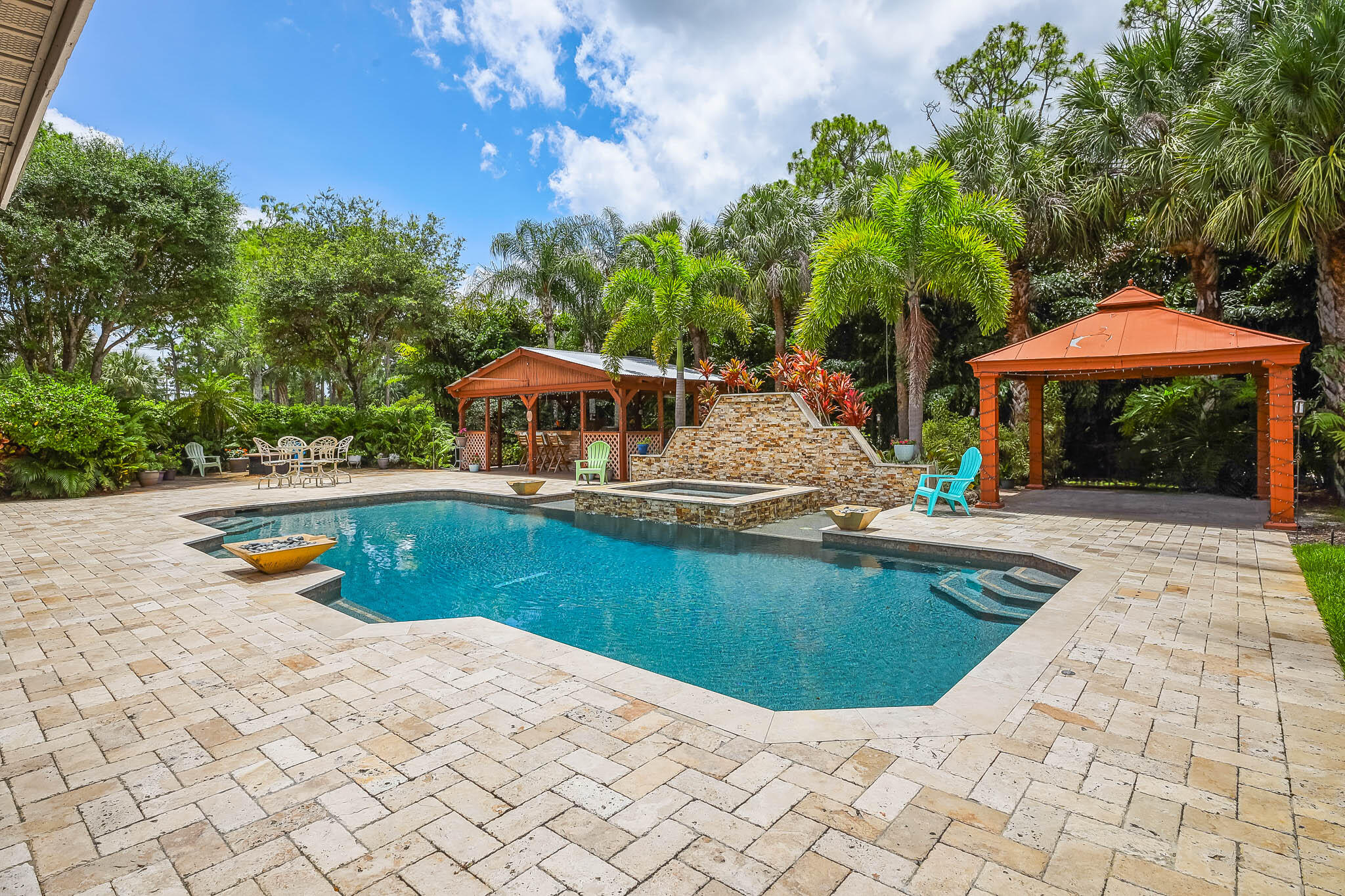 PALM BEACH RANCHETTES - Residential