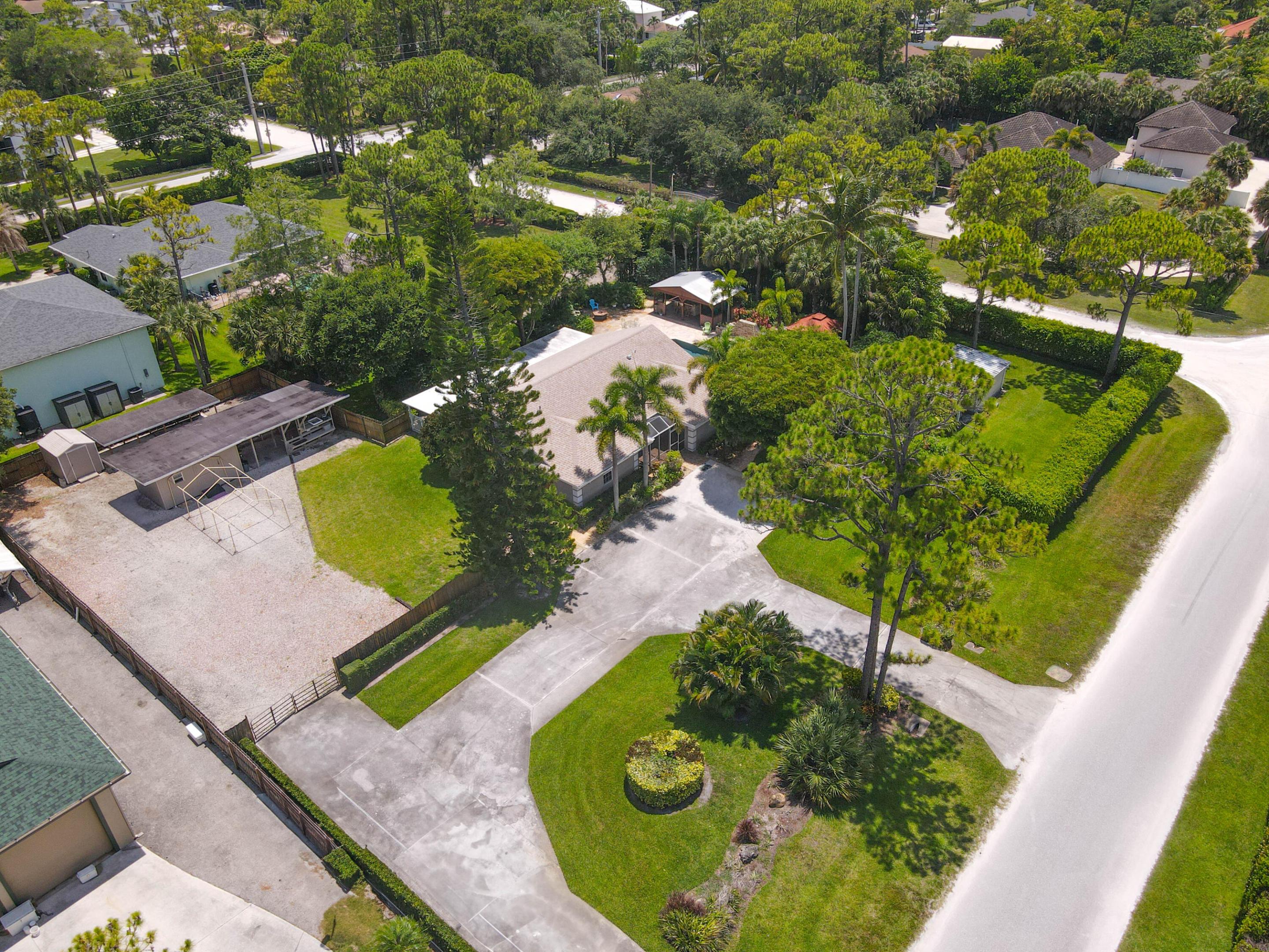 PALM BEACH RANCHETTES - Residential