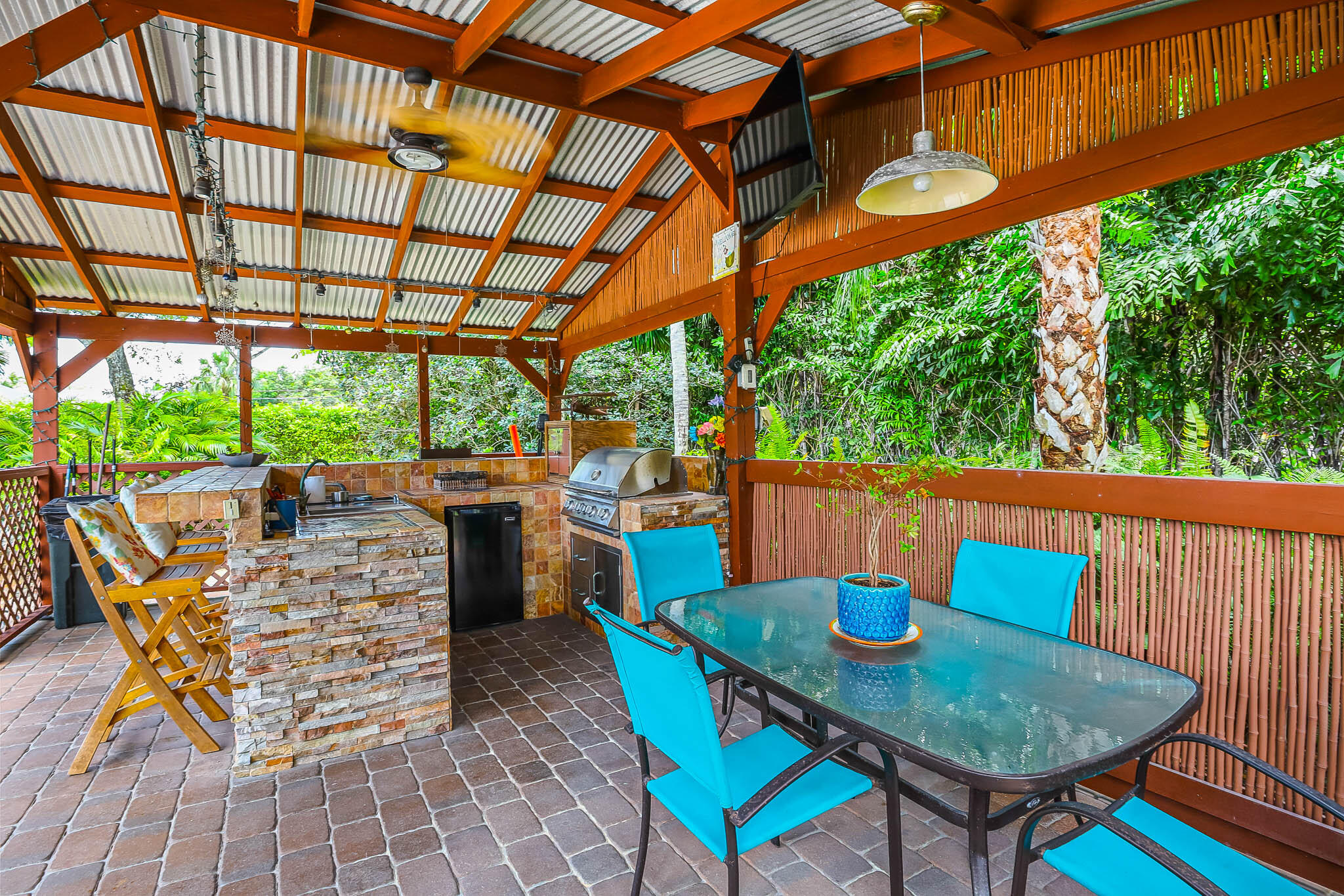 PALM BEACH RANCHETTES - Residential