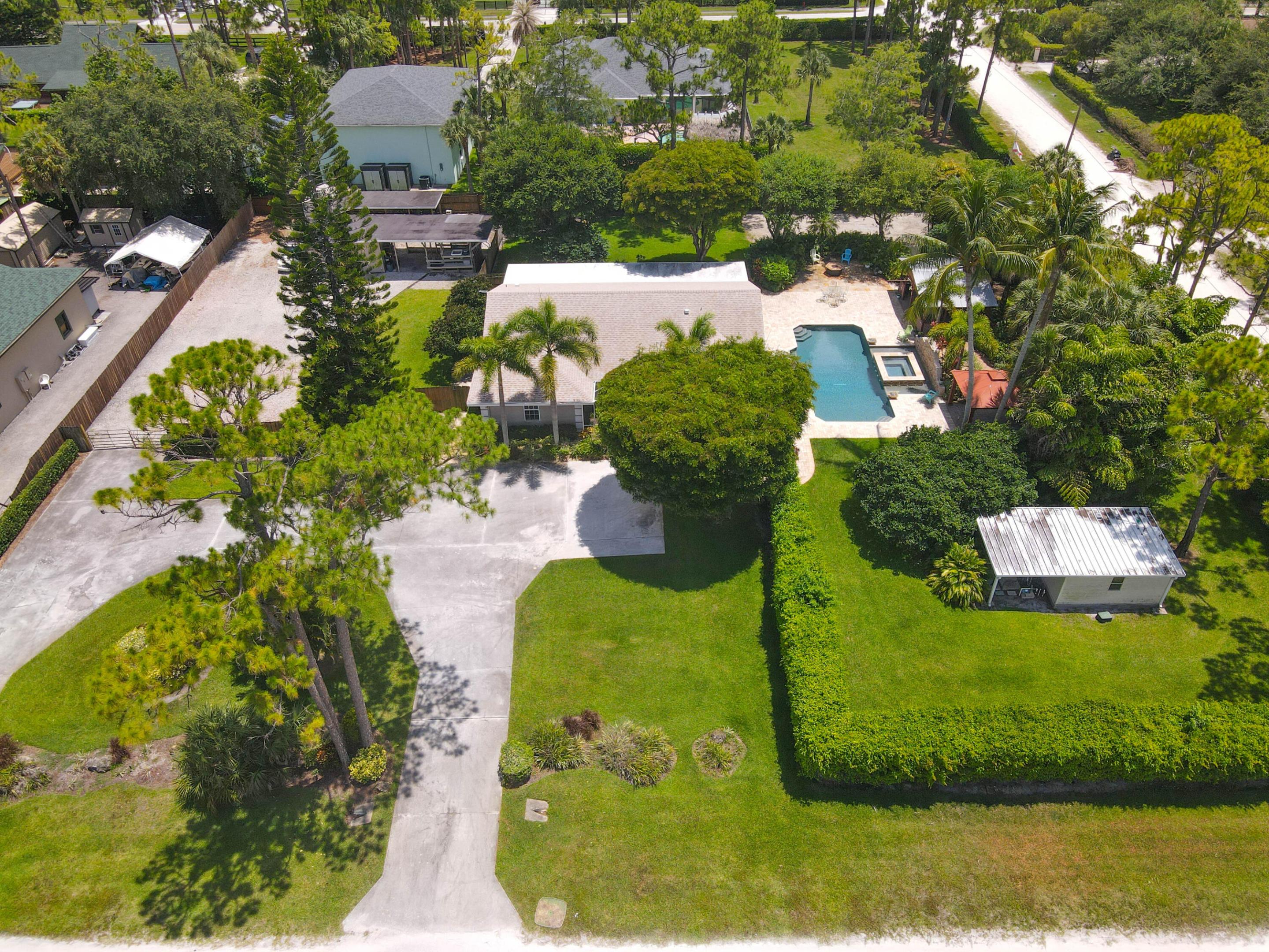 PALM BEACH RANCHETTES - Residential