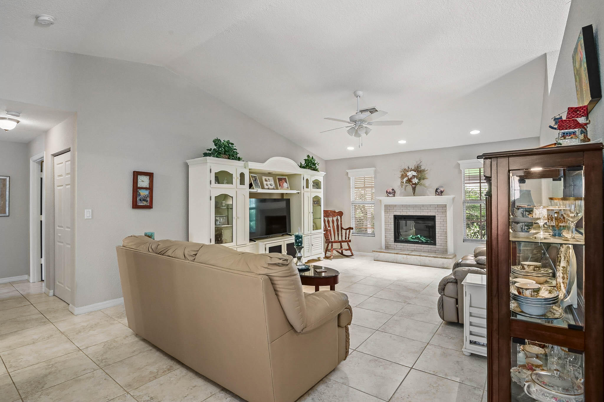 PALM BEACH RANCHETTES - Residential
