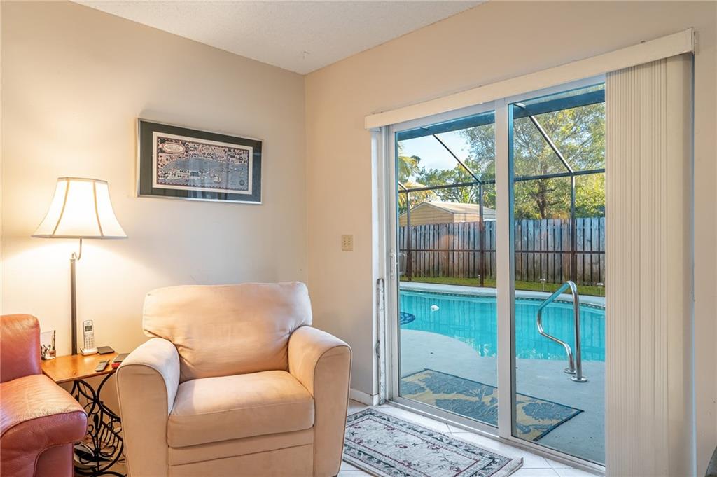 NORTH LAUDERDALE LANDINGS - Residential