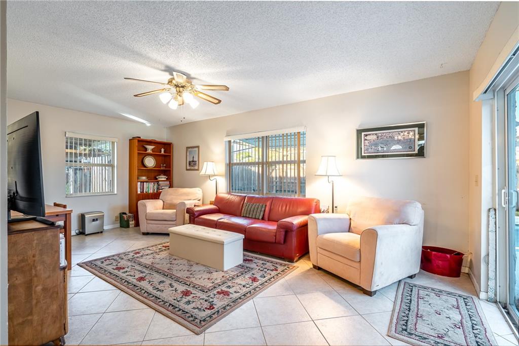 NORTH LAUDERDALE LANDINGS - Residential
