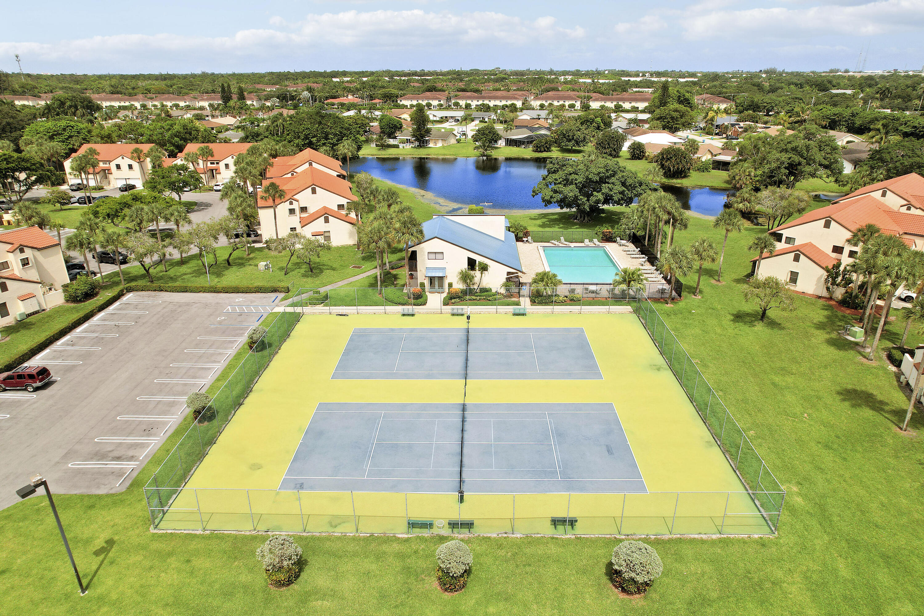 SOUTH LAKE CONDO - Residential