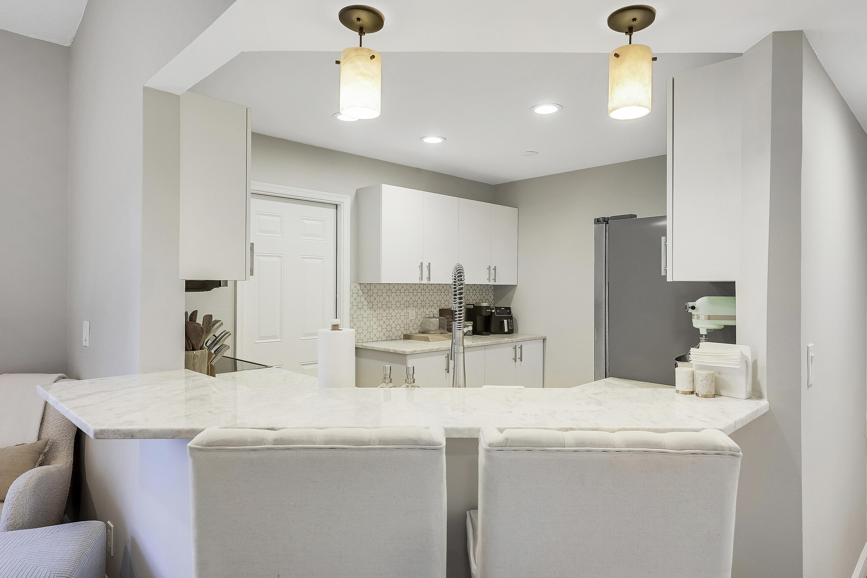 SOUTH LAKE CONDO - Residential