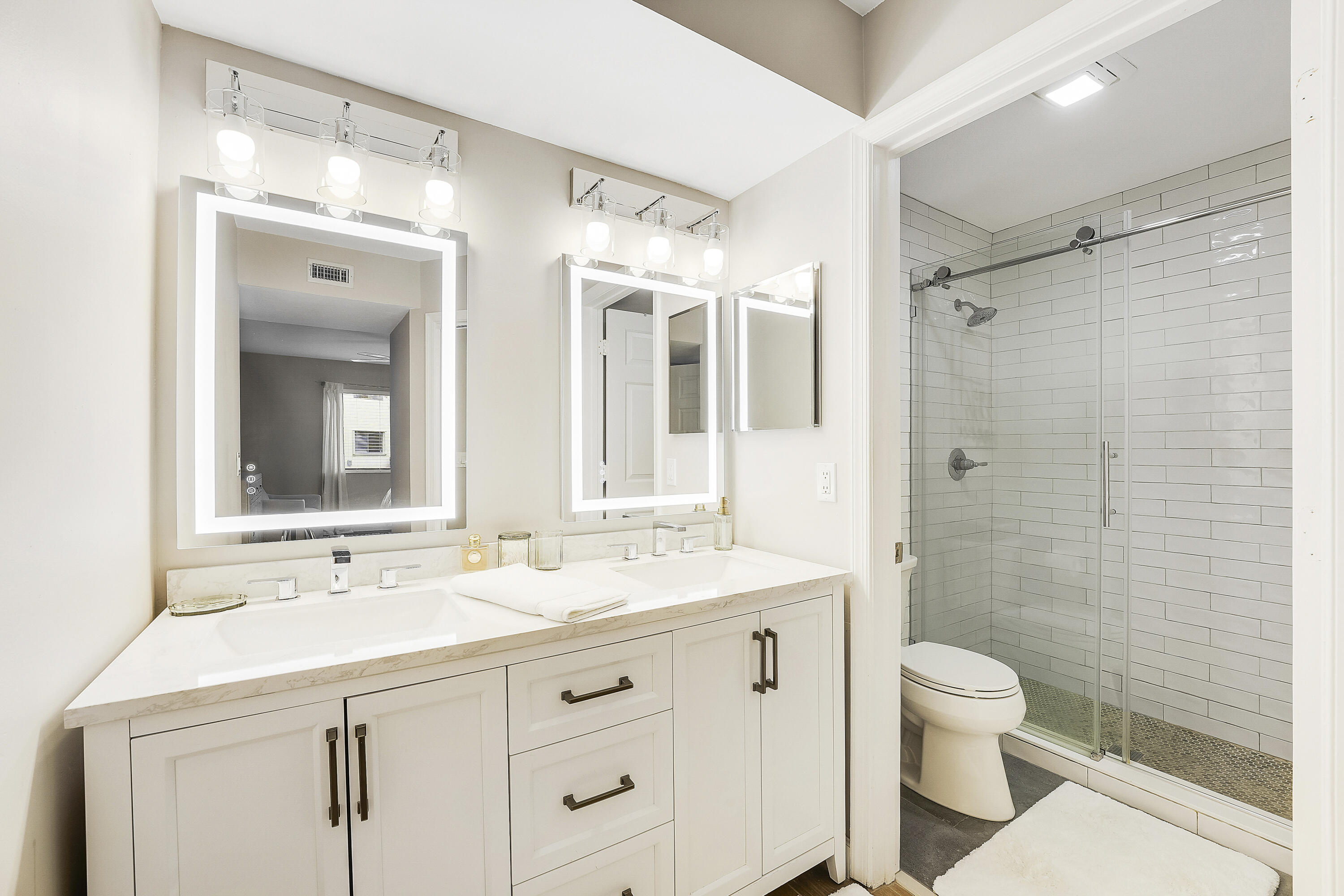 SOUTH LAKE CONDO - Residential