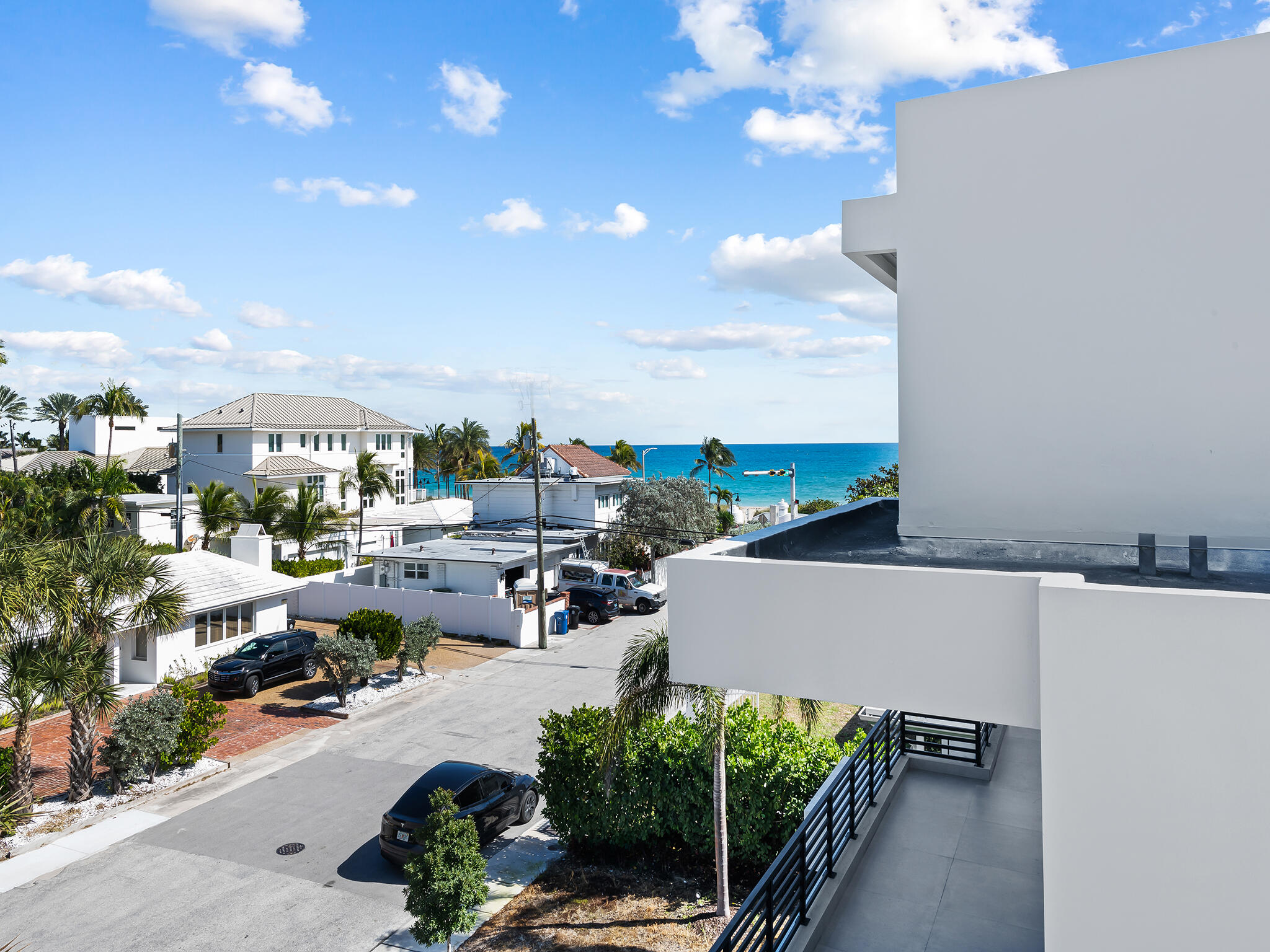LAS OLAS BY THE SEA EXT - Residential