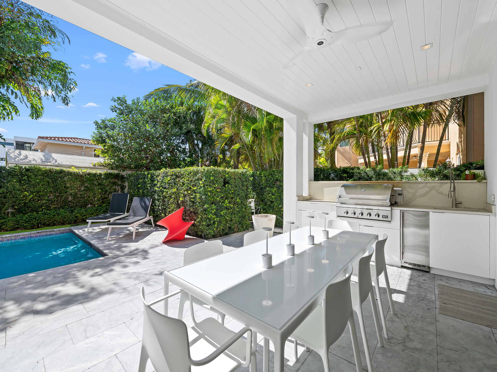 LAS OLAS BY THE SEA EXT - Residential