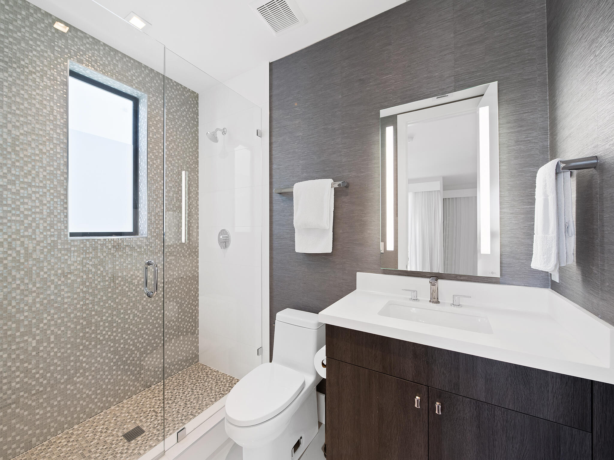 LAS OLAS BY THE SEA EXT - Residential