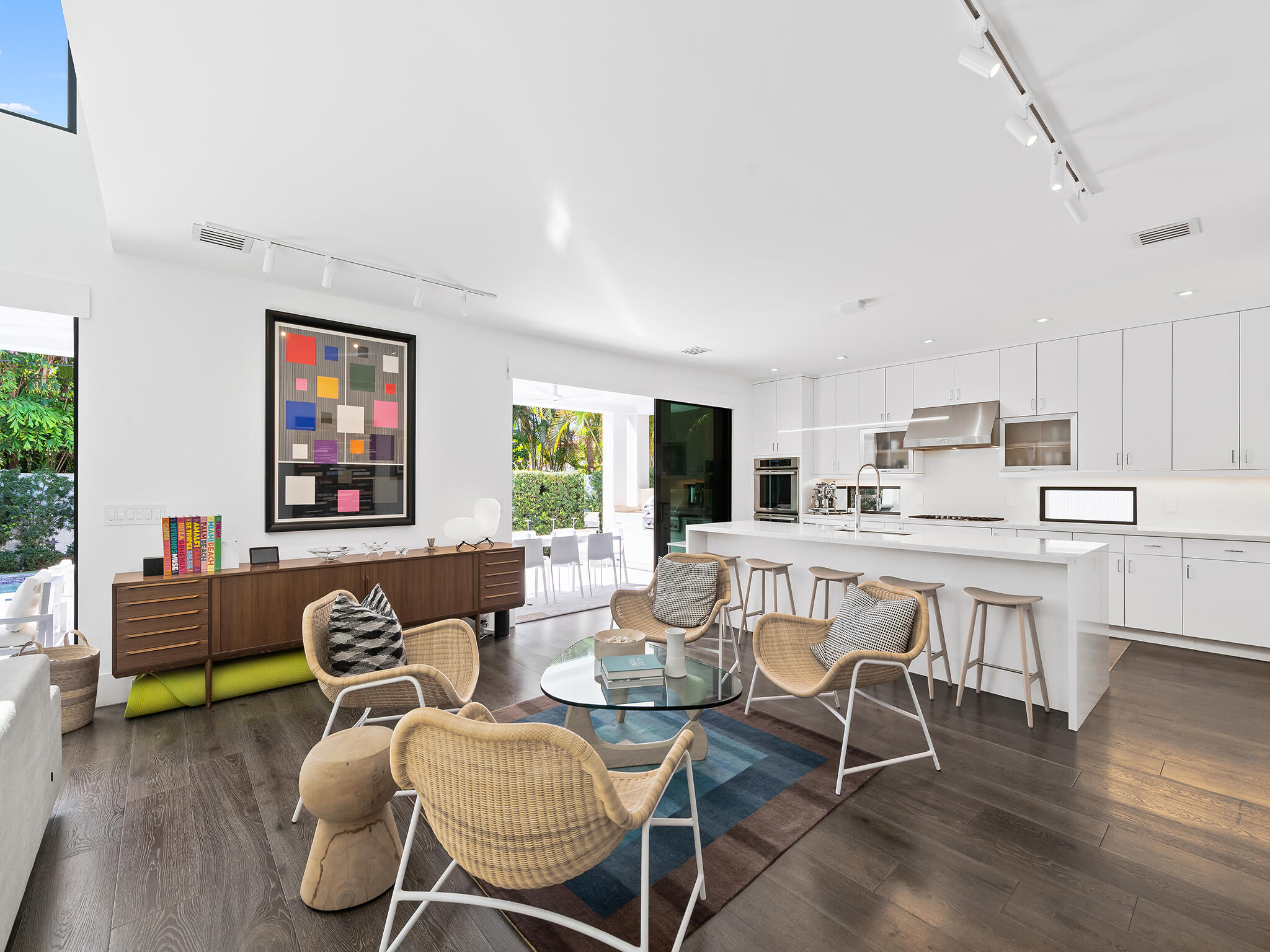 LAS OLAS BY THE SEA EXT - Residential