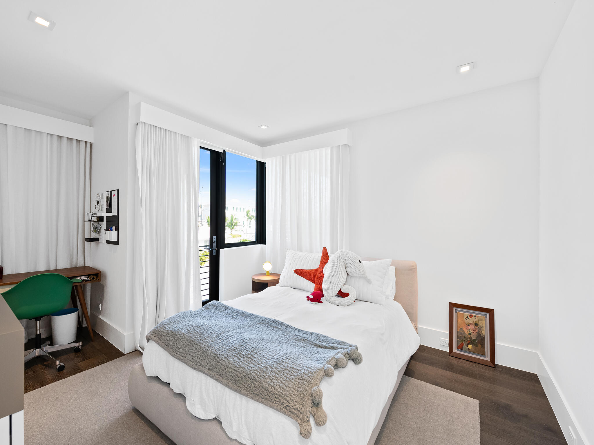 LAS OLAS BY THE SEA EXT - Residential