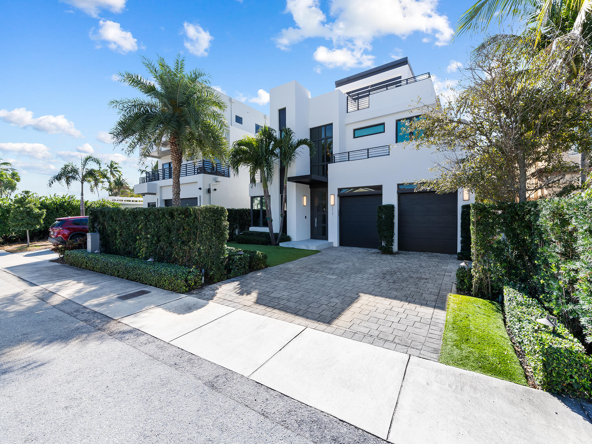 LAS OLAS BY THE SEA EXT - Residential