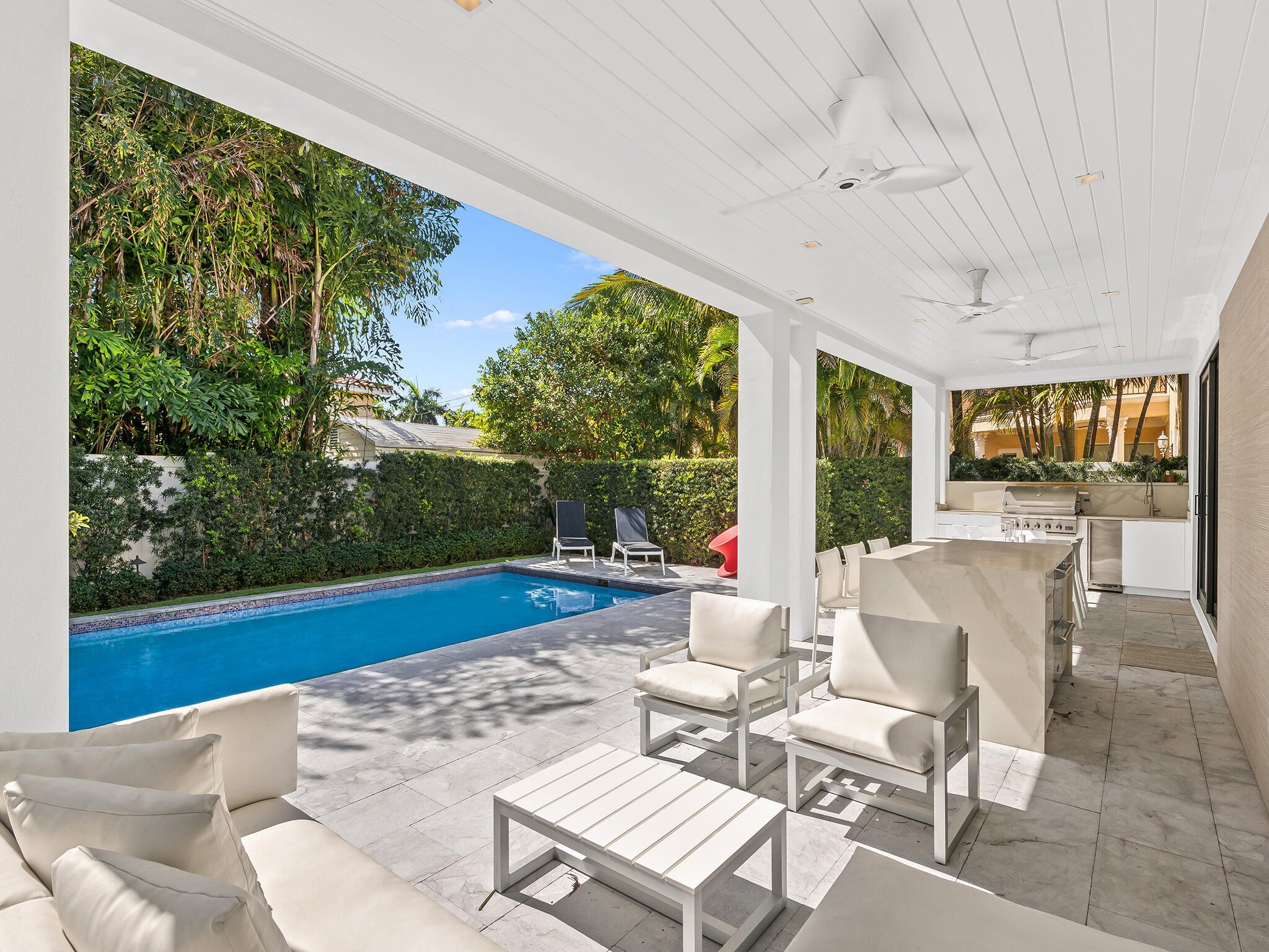 LAS OLAS BY THE SEA EXT - Residential