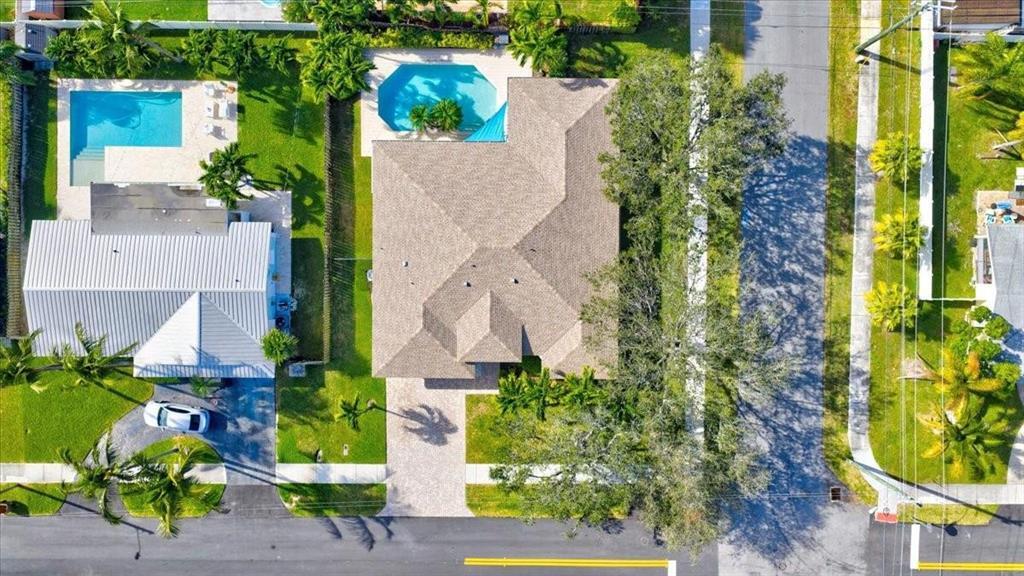 DEERFIELD BEACH GARDENS - Residential
