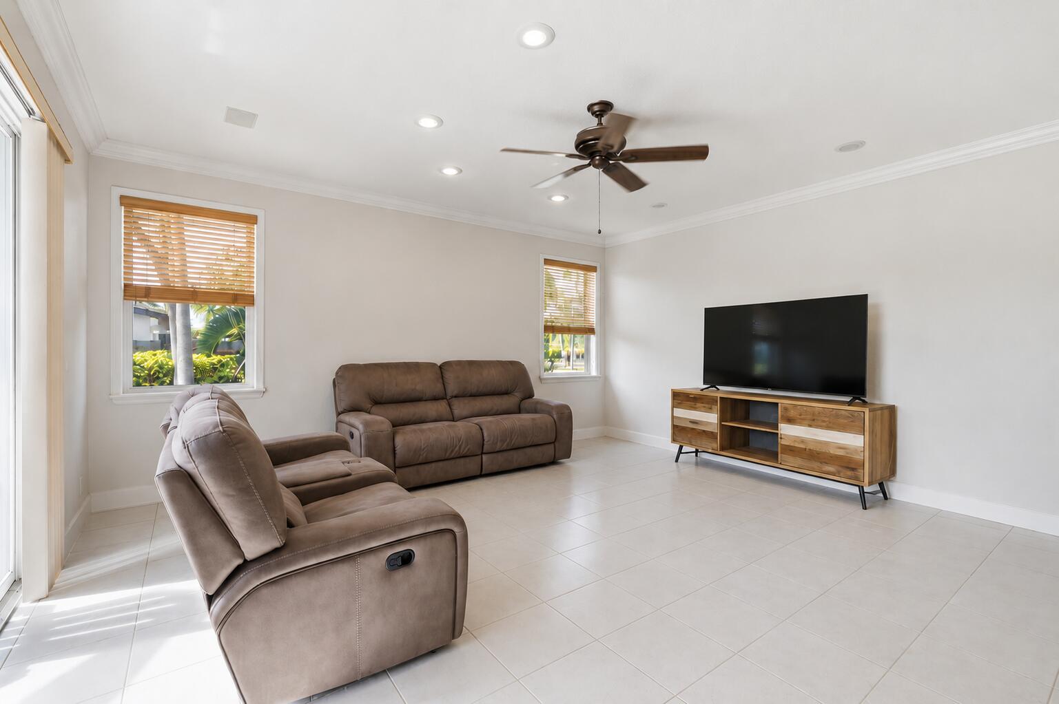 DEERFIELD BEACH GARDENS - Residential