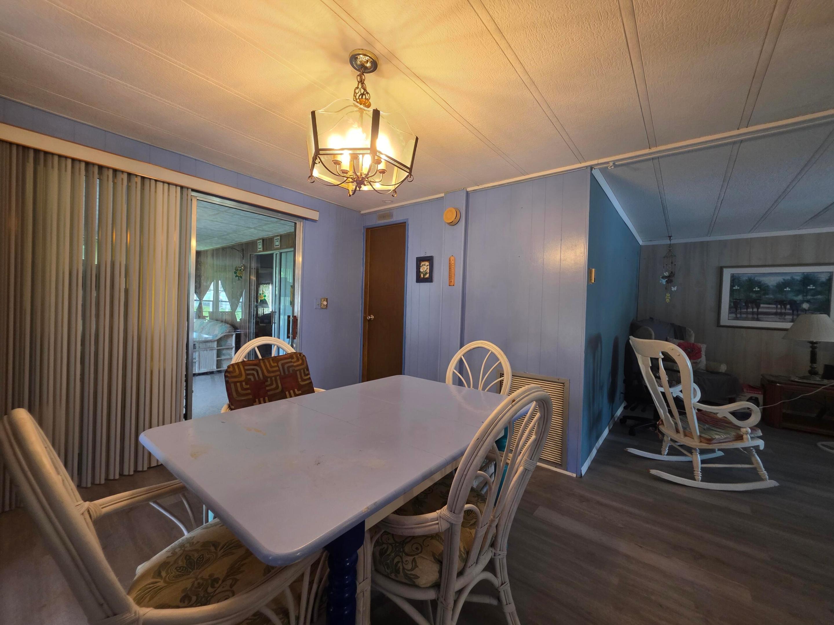 Spanish Lakes Riverfront - Residential