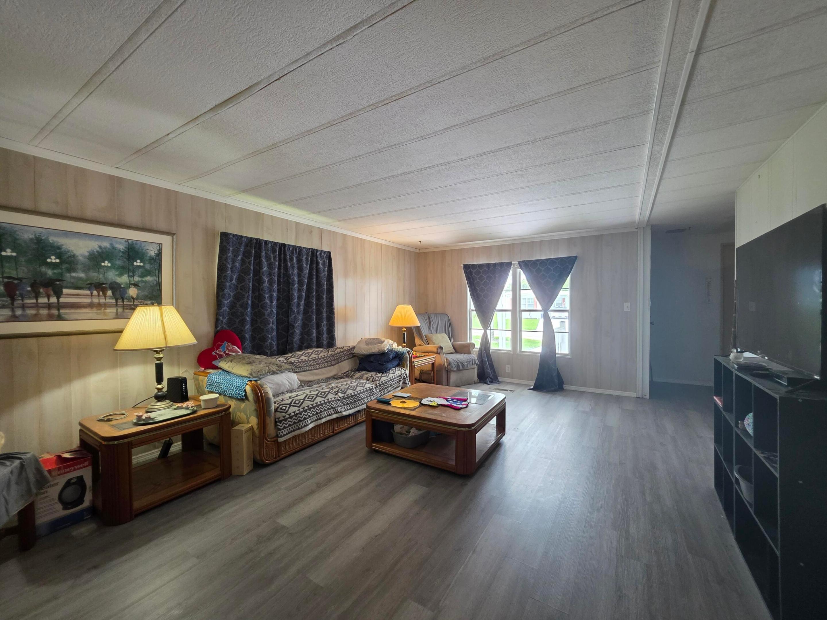 Spanish Lakes Riverfront - Residential