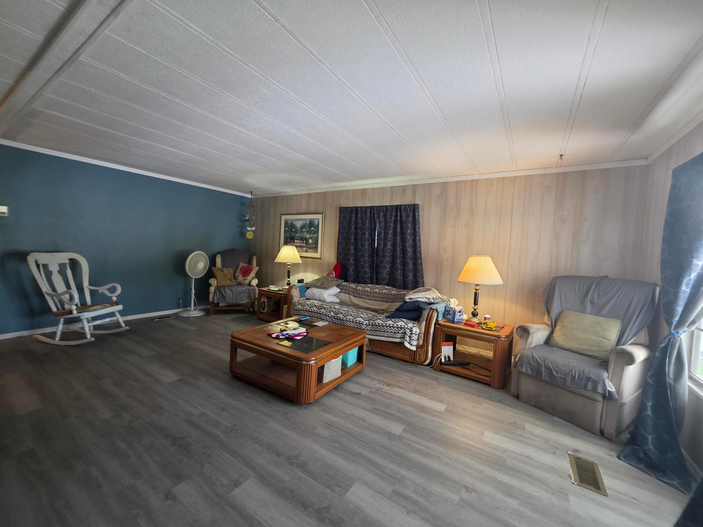 Spanish Lakes Riverfront - Residential