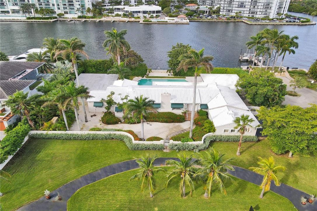 GOLDEN BEACH SEC E - Residential