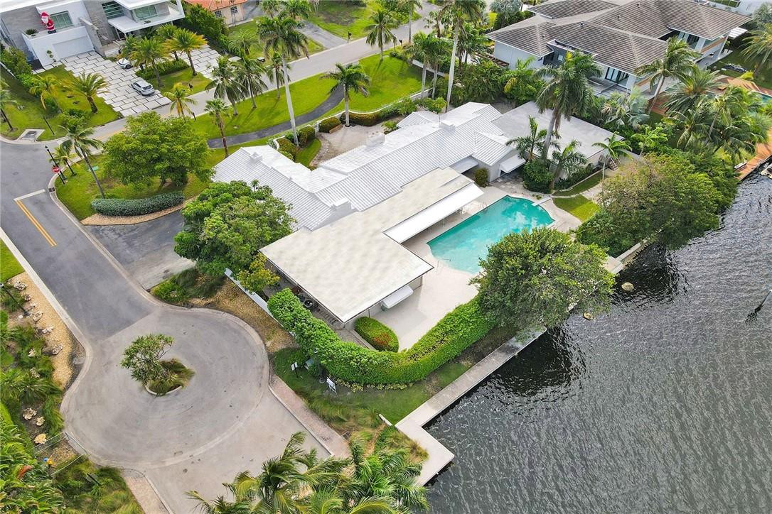 GOLDEN BEACH SEC E - Residential