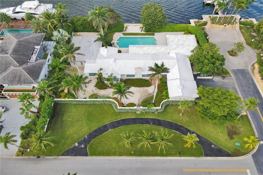 GOLDEN BEACH SEC E - Residential