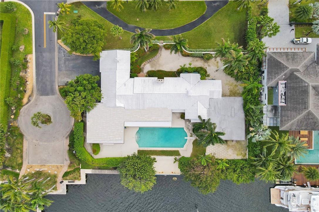 GOLDEN BEACH SEC E - Residential