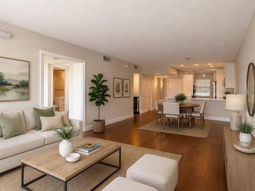NO 102 PALM-AIRE COUNTRY CLUB - Residential