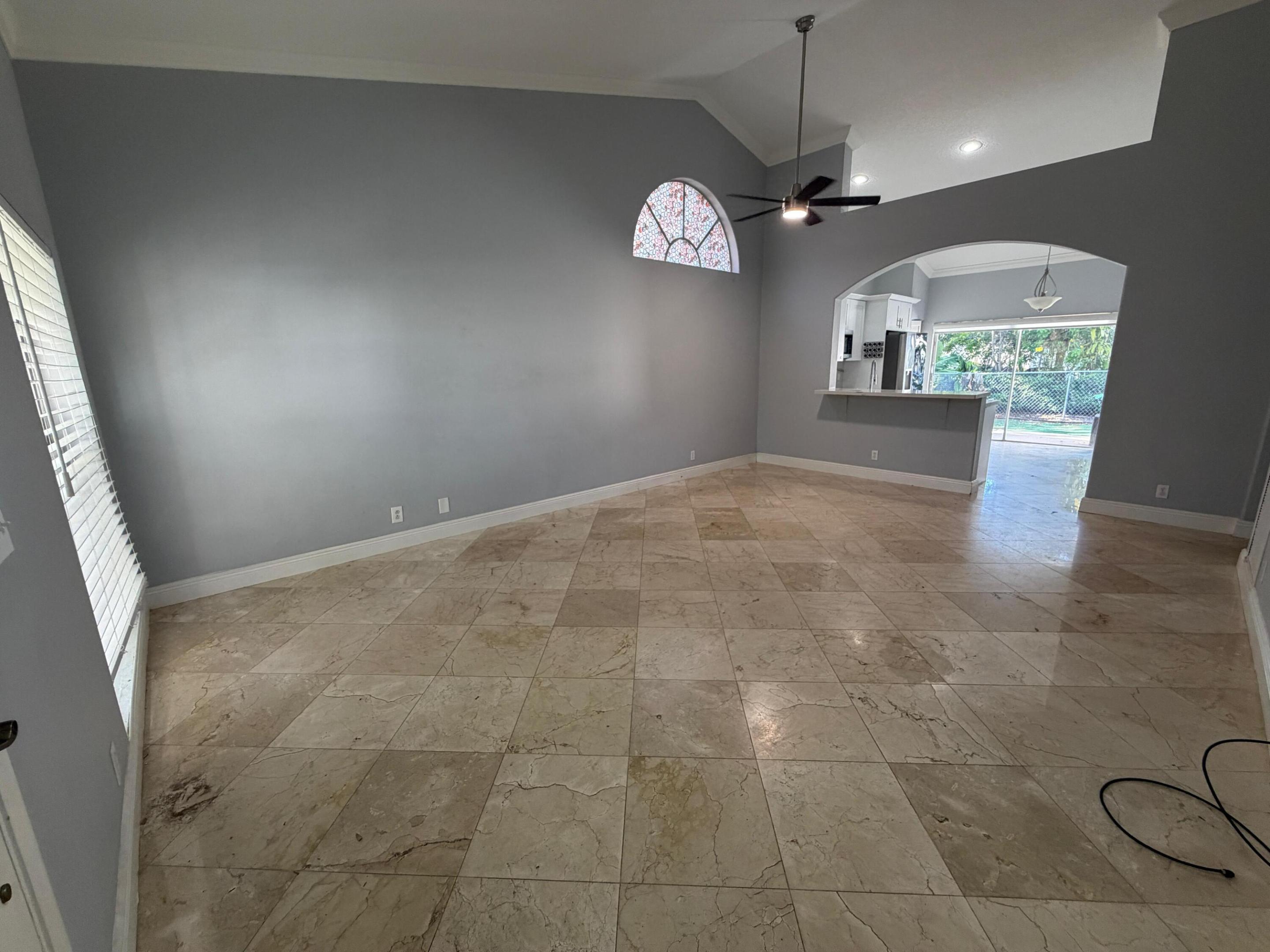 WOODSIDE ESTATES - Residential Lease