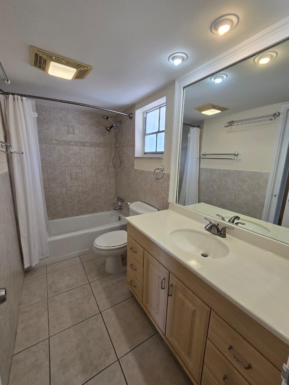 NO 3 PALM-AIRE COUNTRY CLUB - Residential Lease