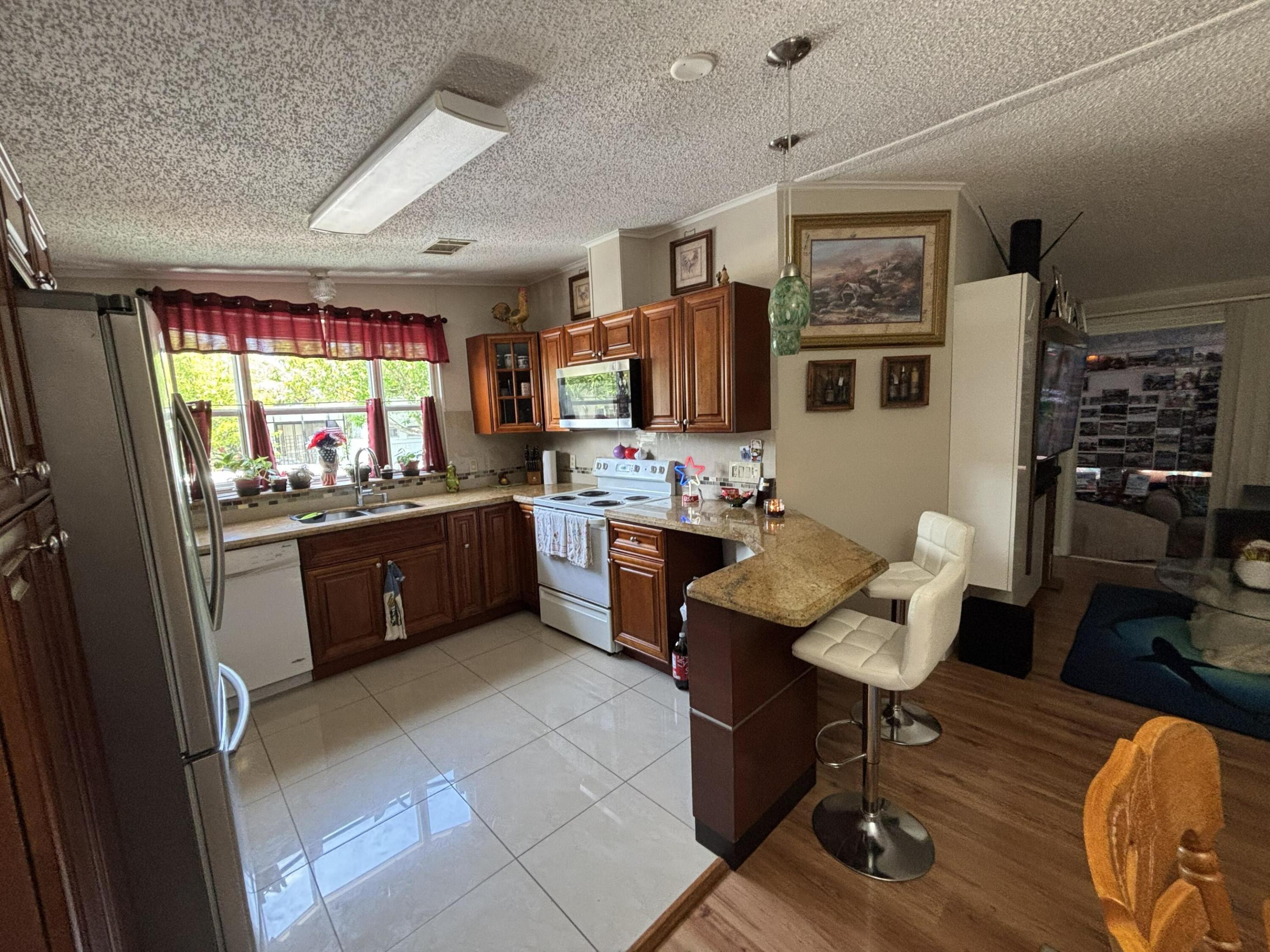 Deerfield Lake - Residential