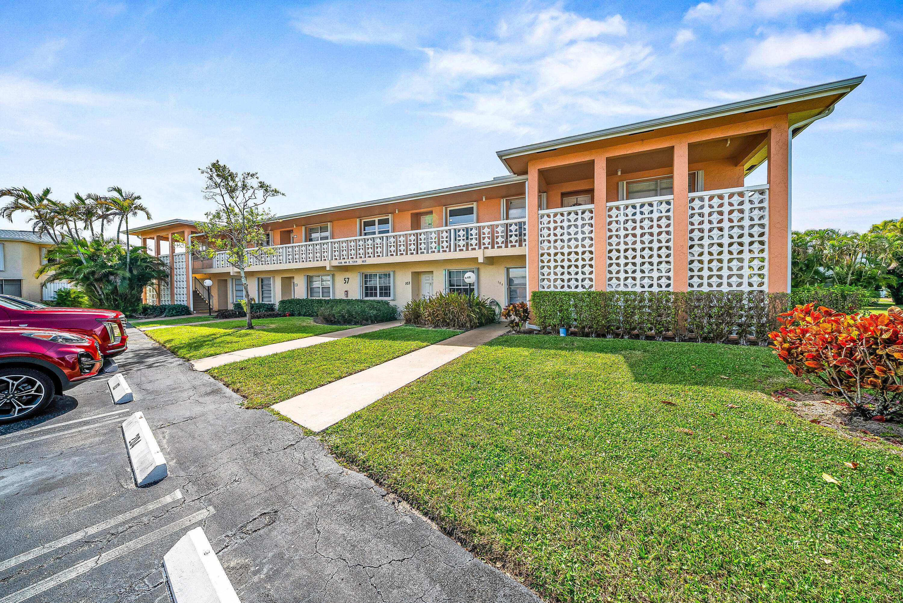 PINES OF DELRAY NORTH CONDO - Residential