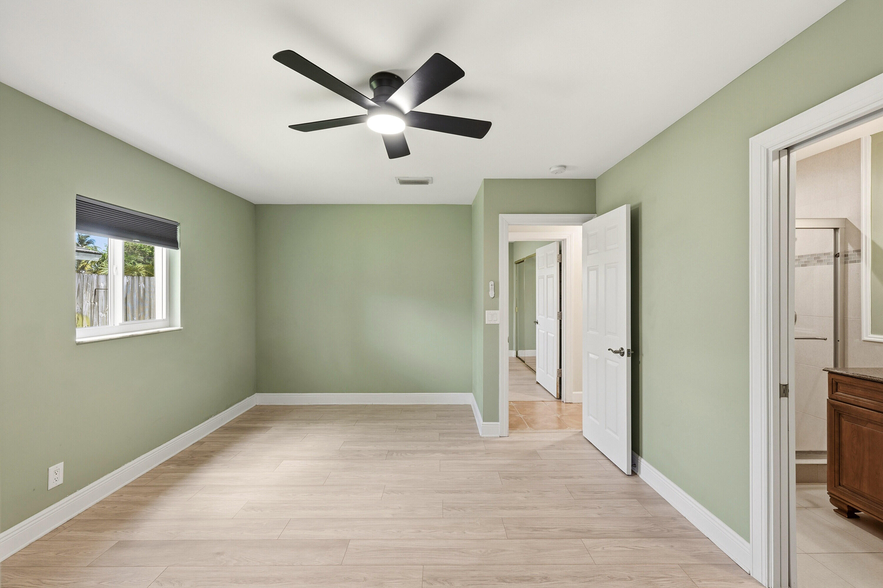 CALIBAN RIDGE - Residential Lease
