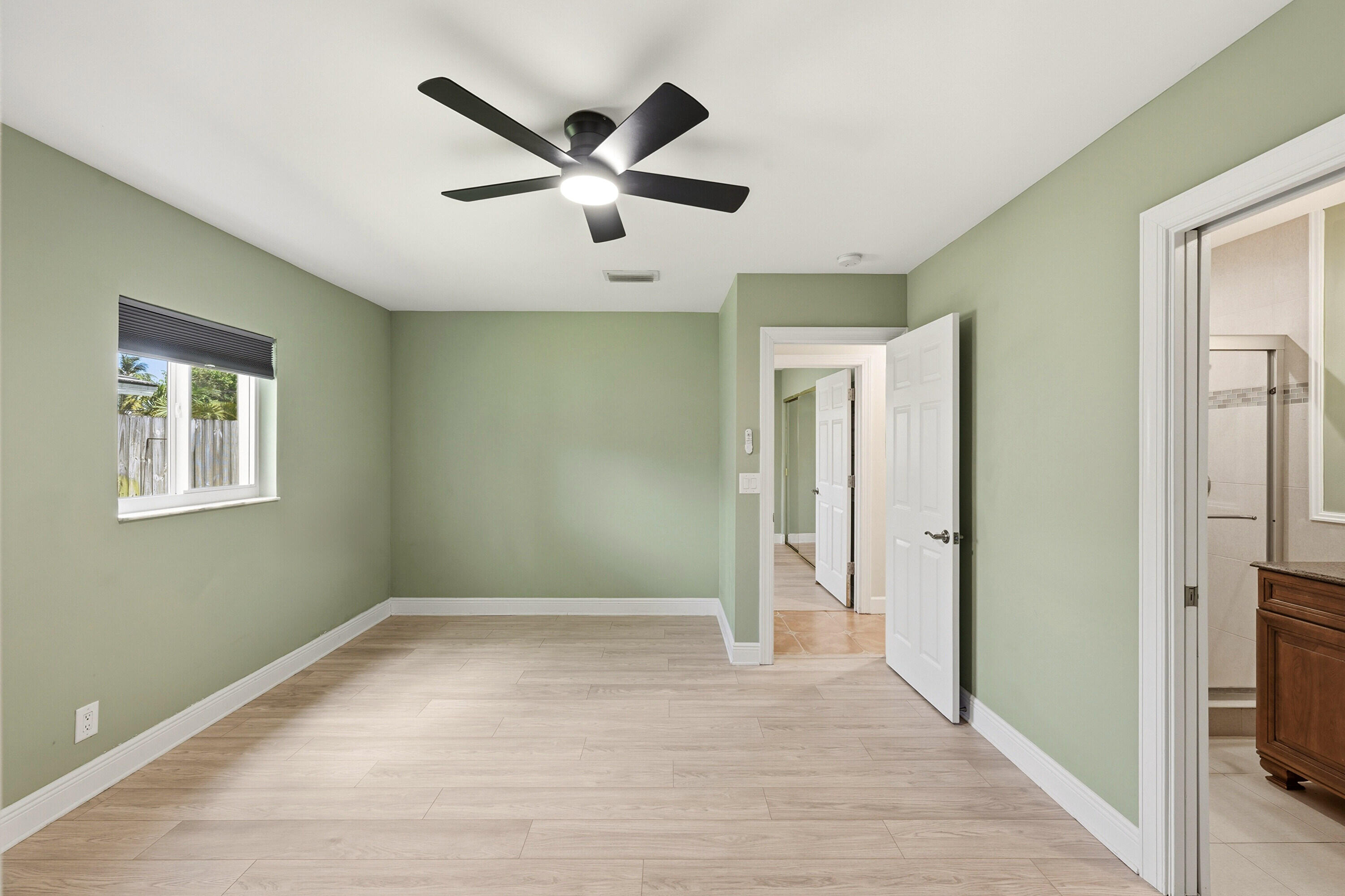 CALIBAN RIDGE - Residential Lease