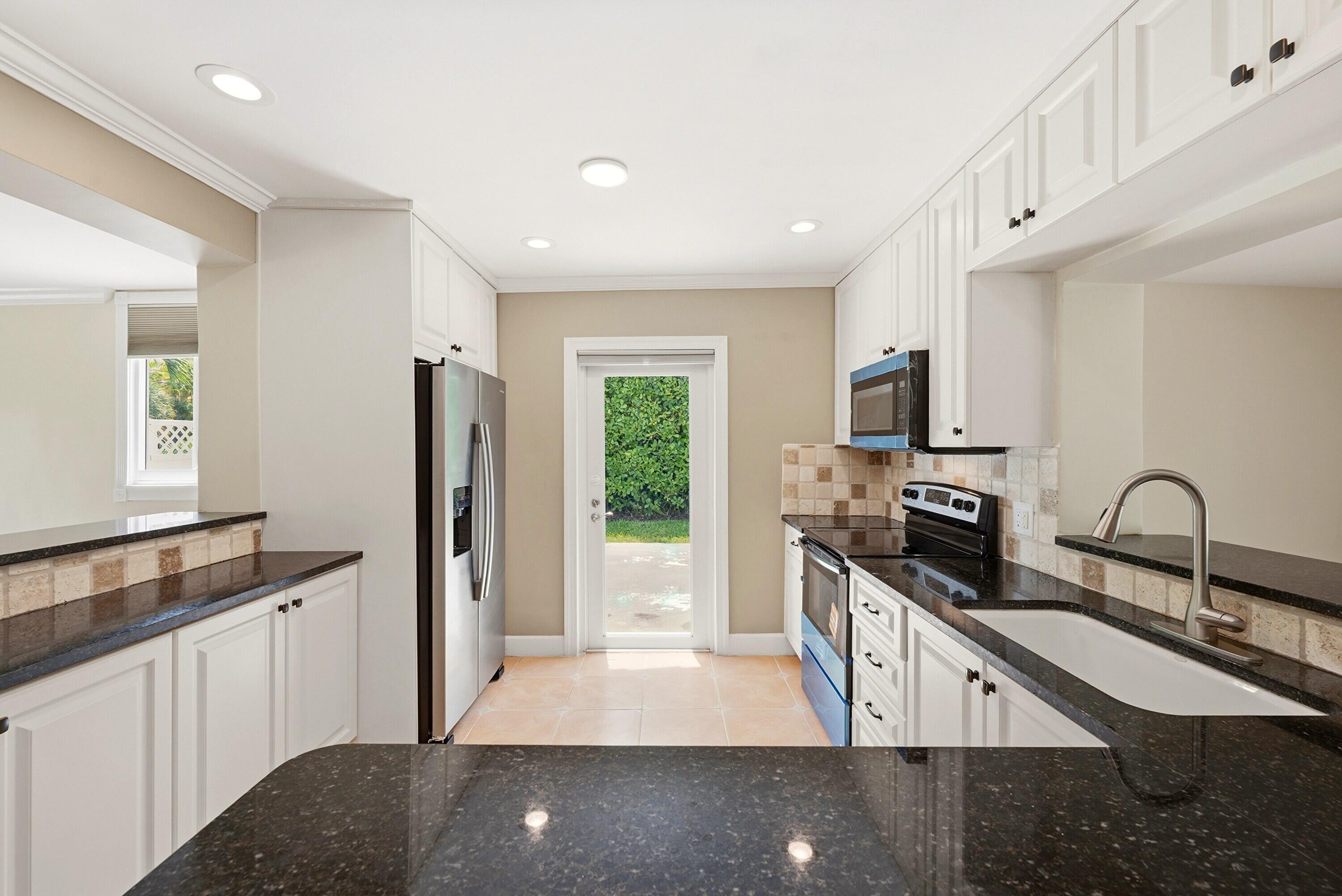 CALIBAN RIDGE - Residential Lease