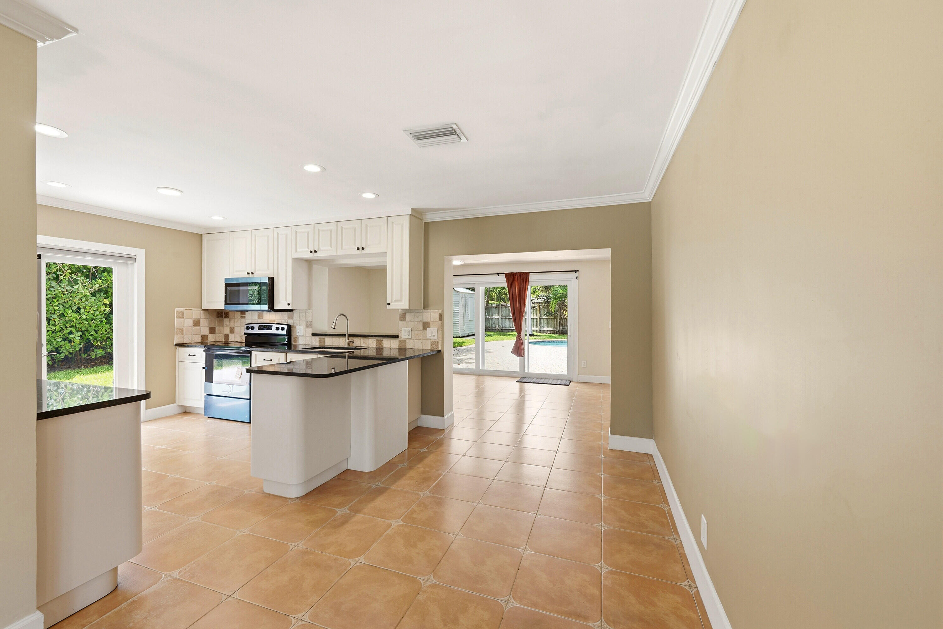 CALIBAN RIDGE - Residential Lease