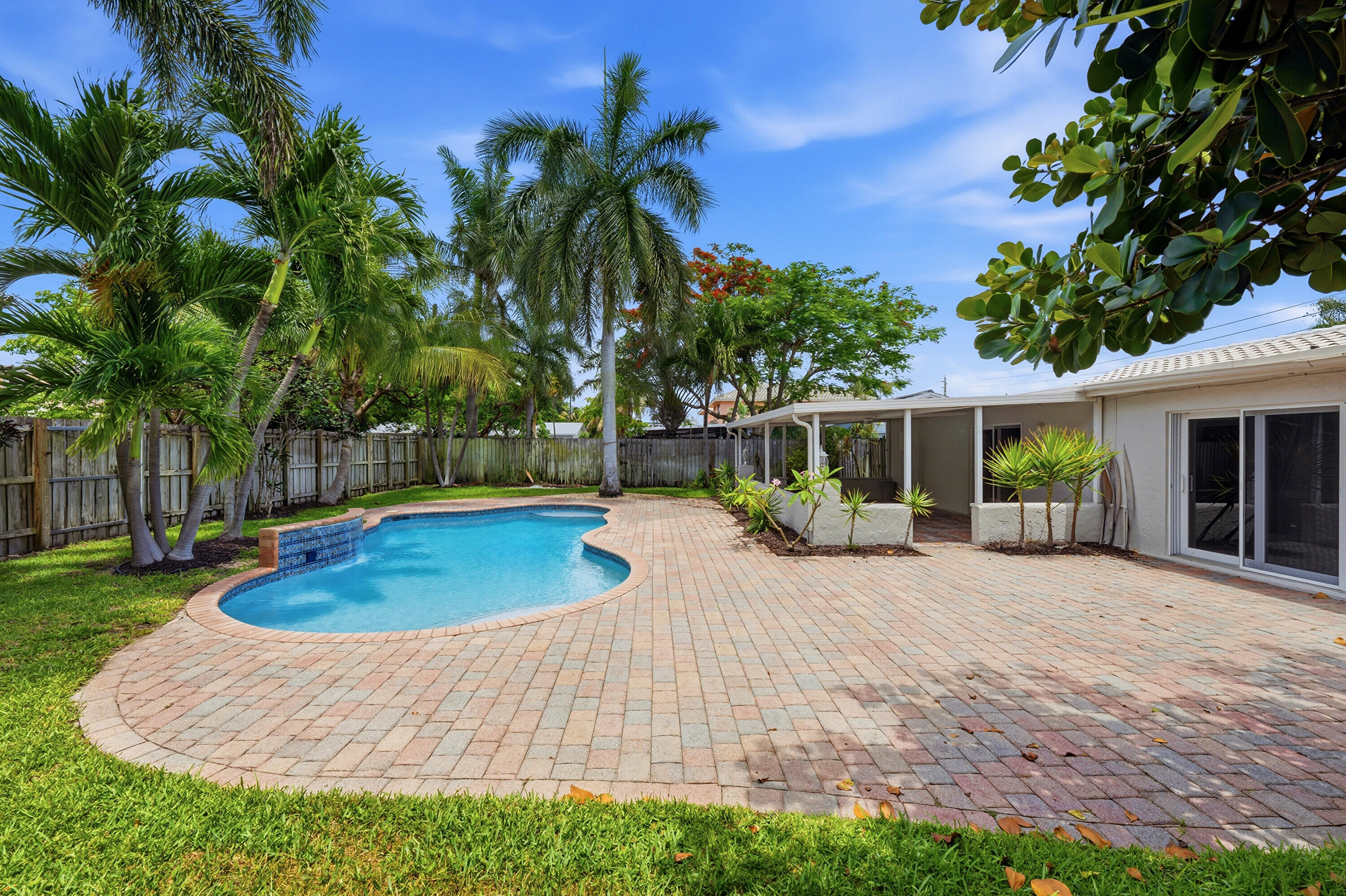 CALIBAN RIDGE - Residential Lease