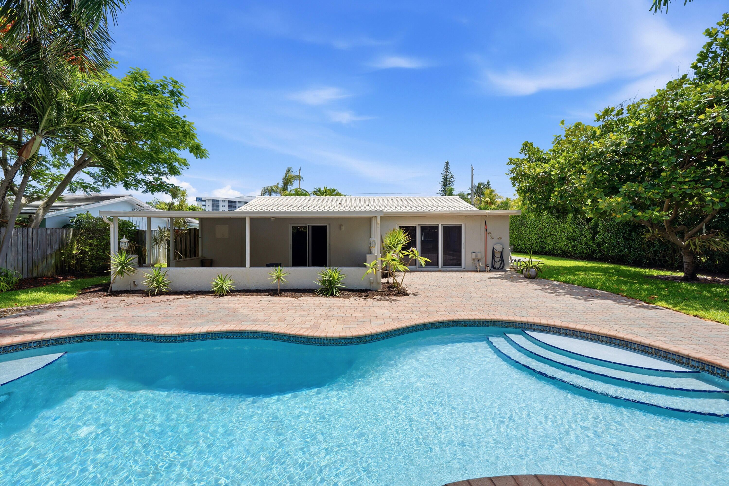 CALIBAN RIDGE - Residential Lease