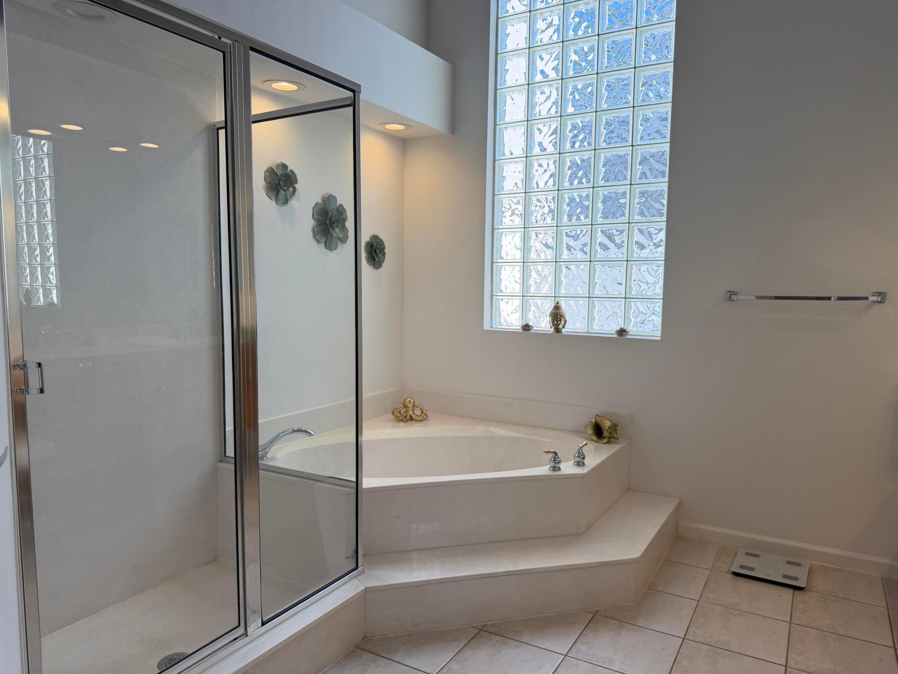 BALLENISLES - Residential Lease
